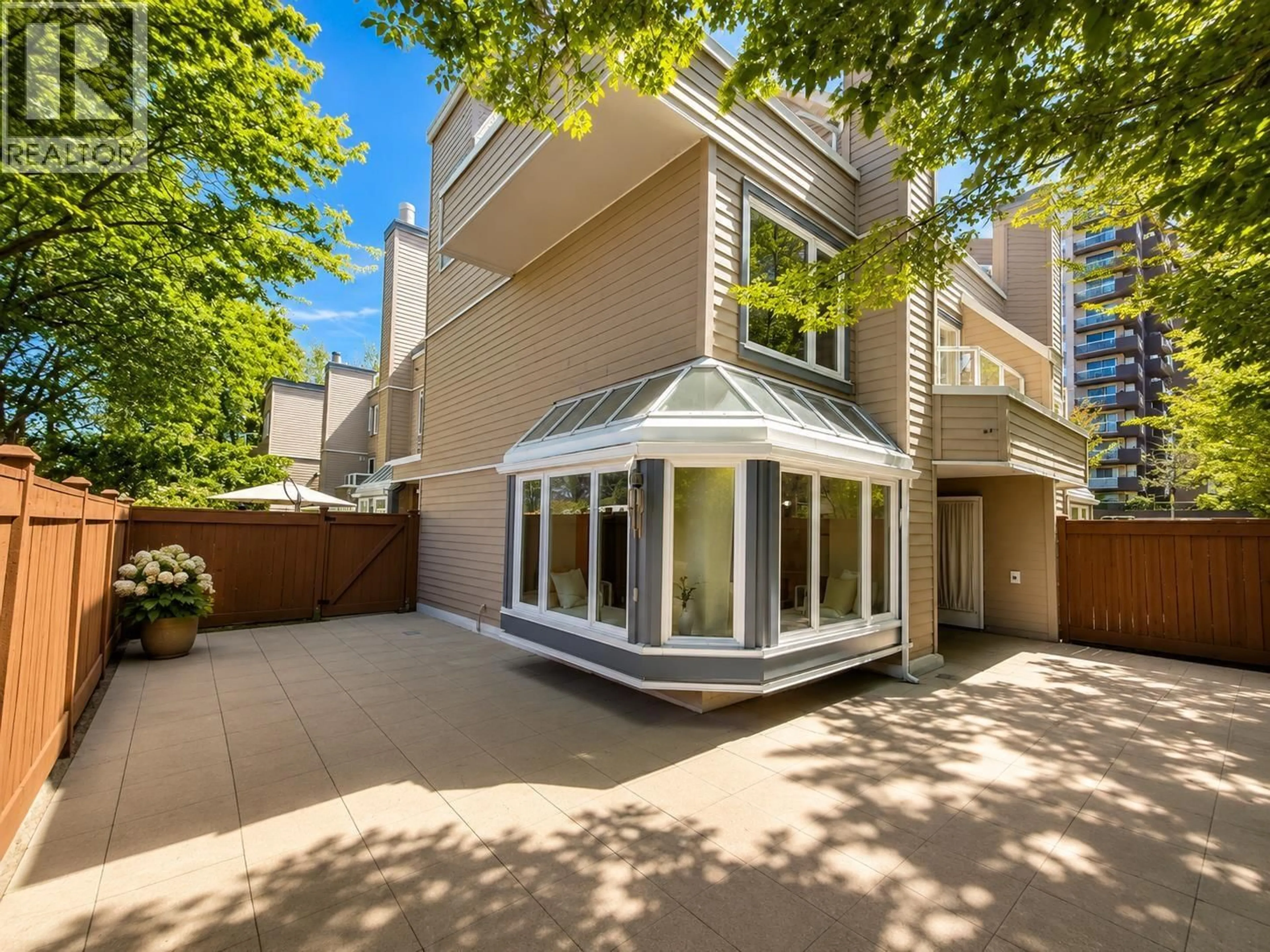 Unknown for 103 - 5025 SANDERS STREET, Burnaby British Columbia V5H1S8