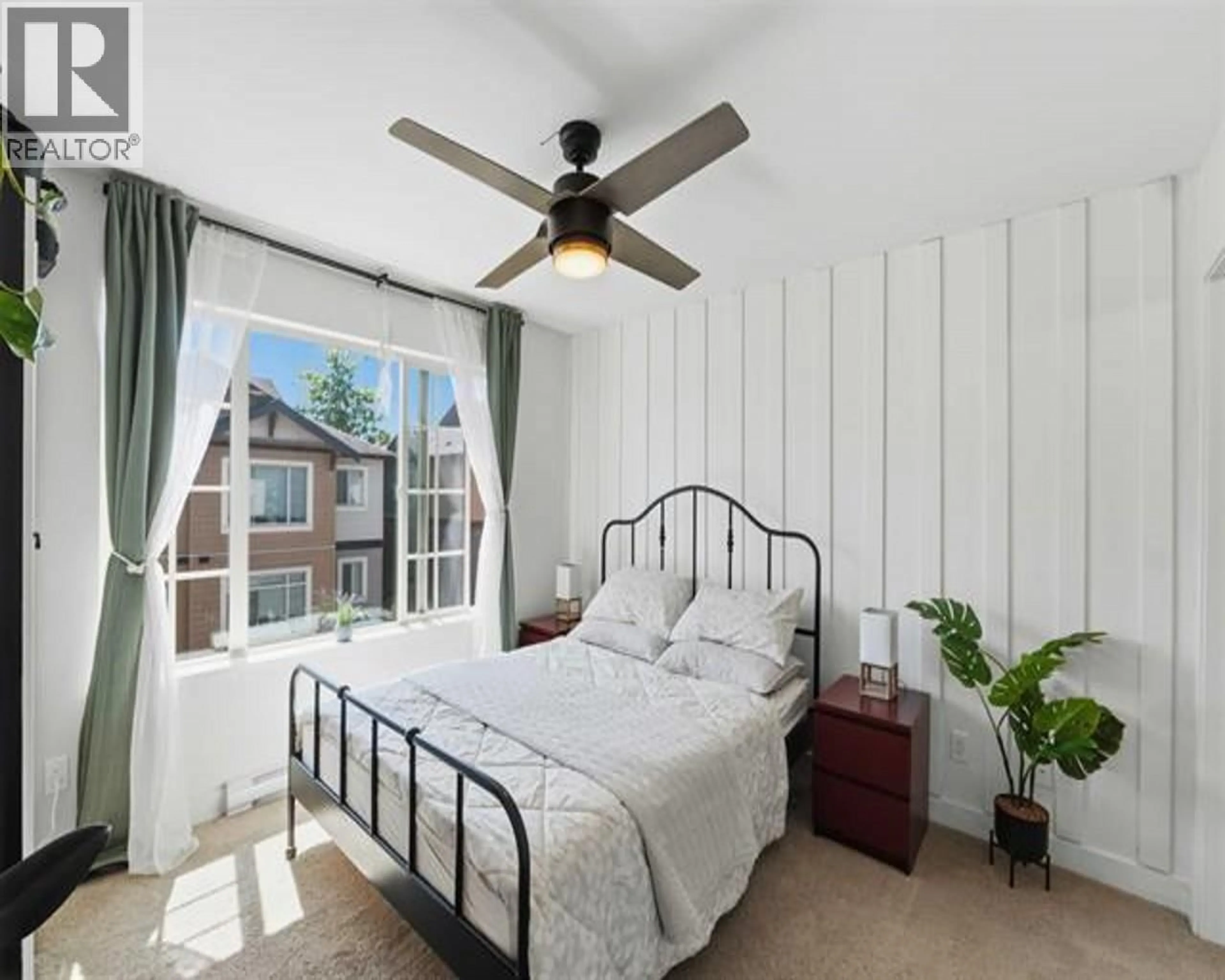 Bedroom with bed, wood/laminate floor for 64 - 11305 240 STREET, Maple Ridge British Columbia V2W0J1