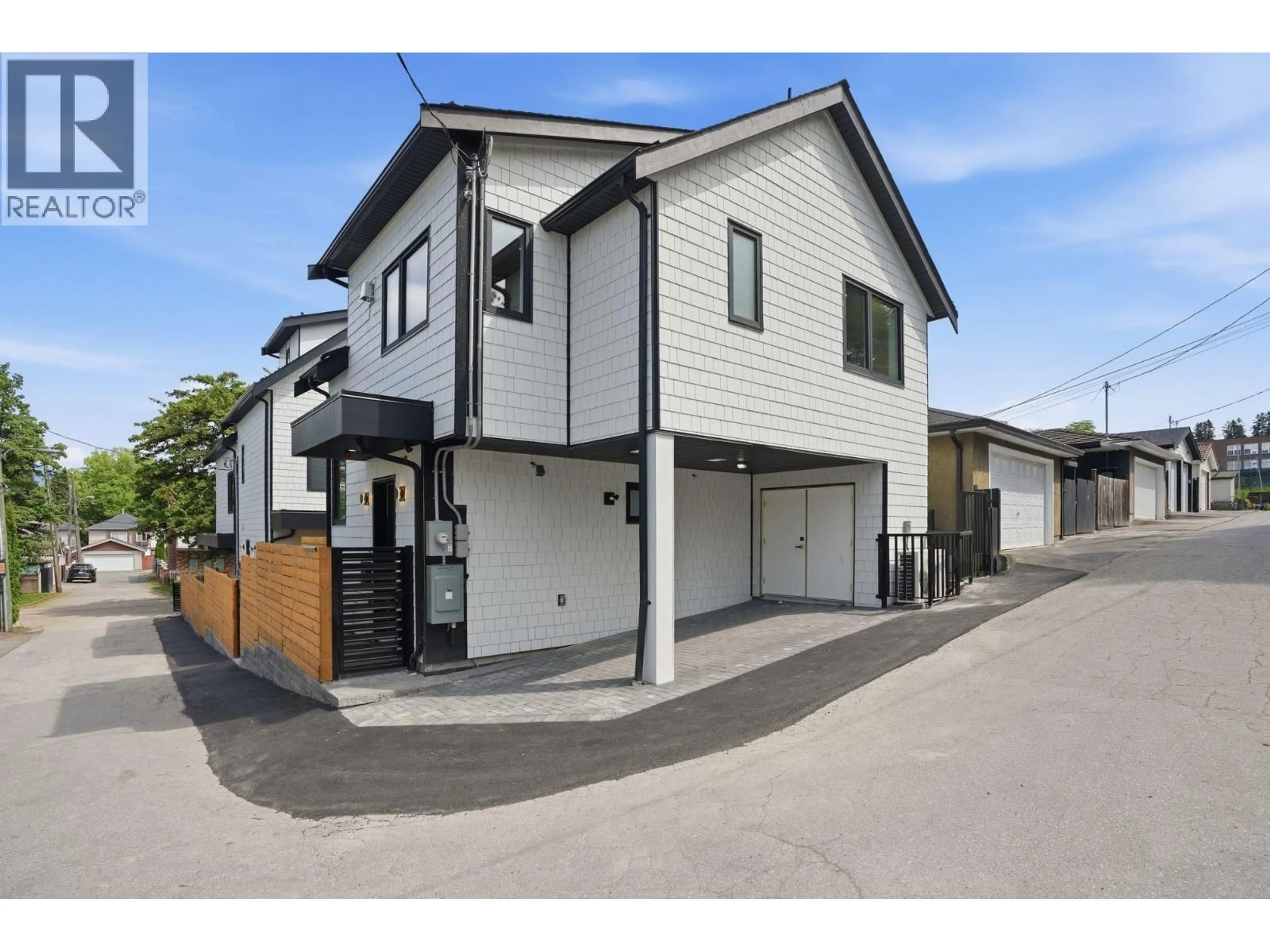 A pic from outside/outdoor area/front of a property/back of a property/a pic from drone, street for 2436 20TH AVENUE, Vancouver British Columbia V5M2T6