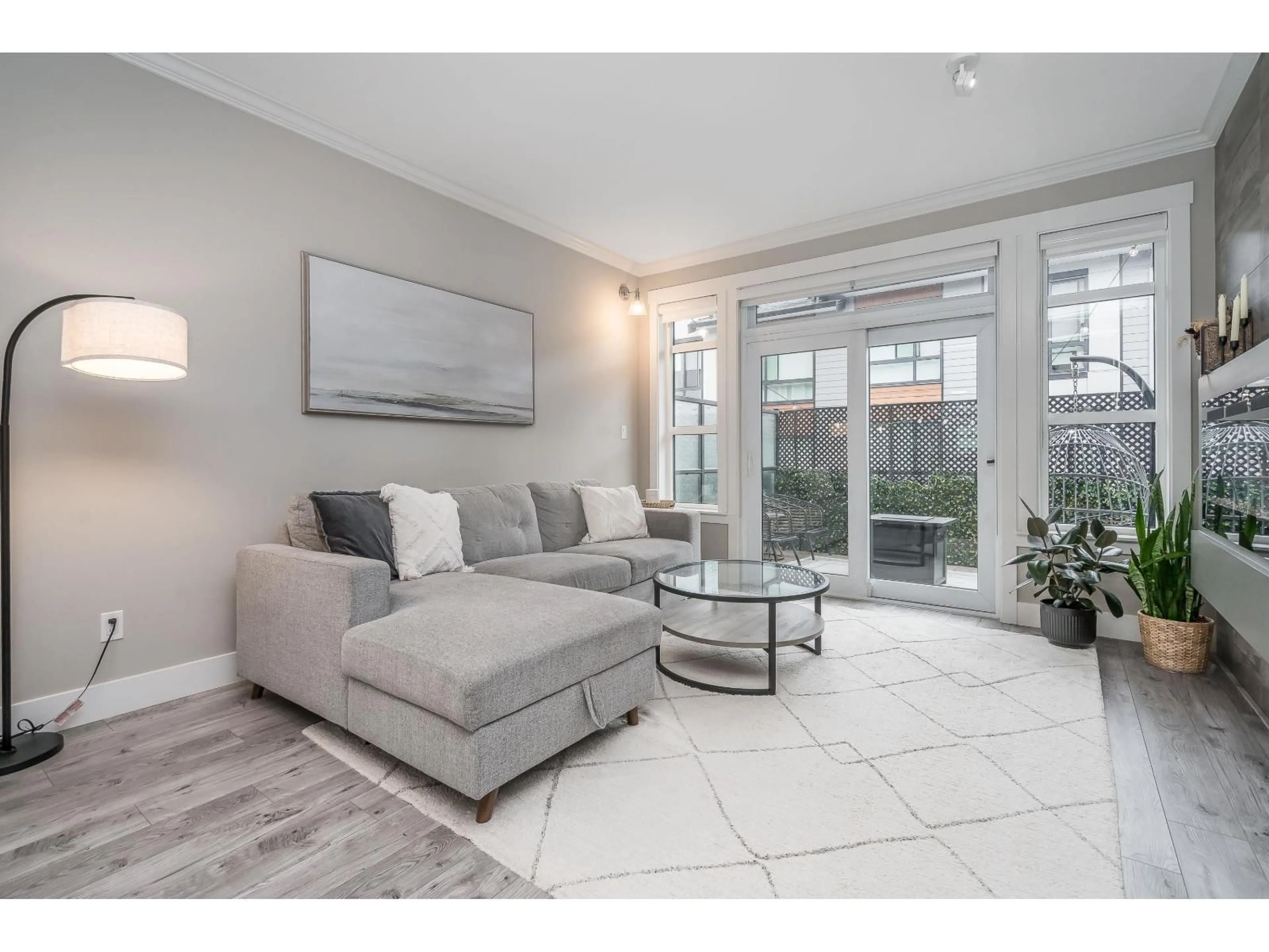 Living room with furniture, unknown for 11 - 16488 64 AVENUE, Surrey British Columbia V3S6X6
