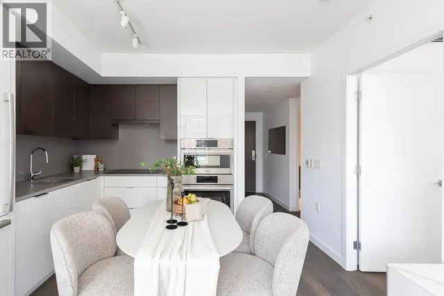 607 - 1678 PULLMAN PORTER STREET, Vancouver 2