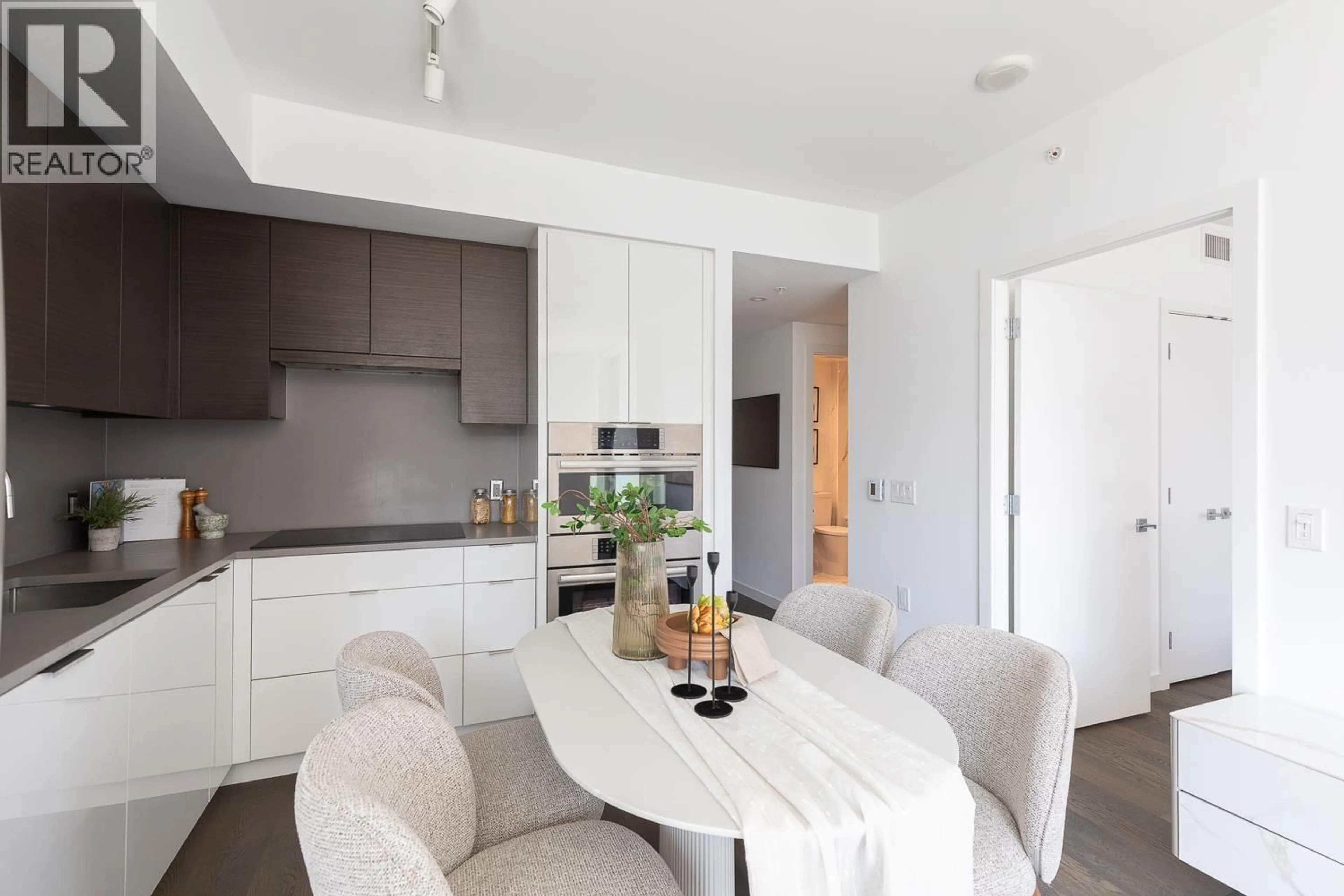 Open concept kitchen, unknown for 607 - 1678 PULLMAN PORTER STREET, Vancouver British Columbia V6A0H4