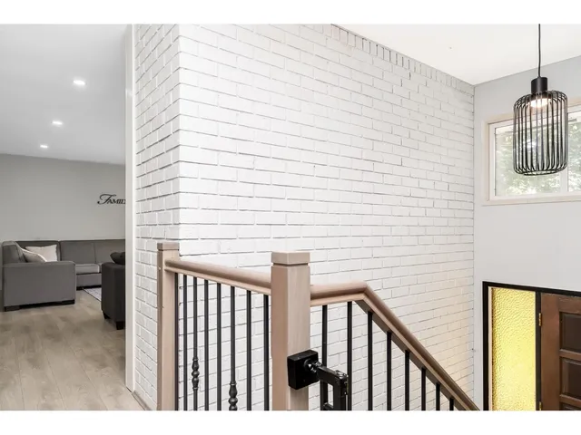 27437 12B AVENUE, Langley 2