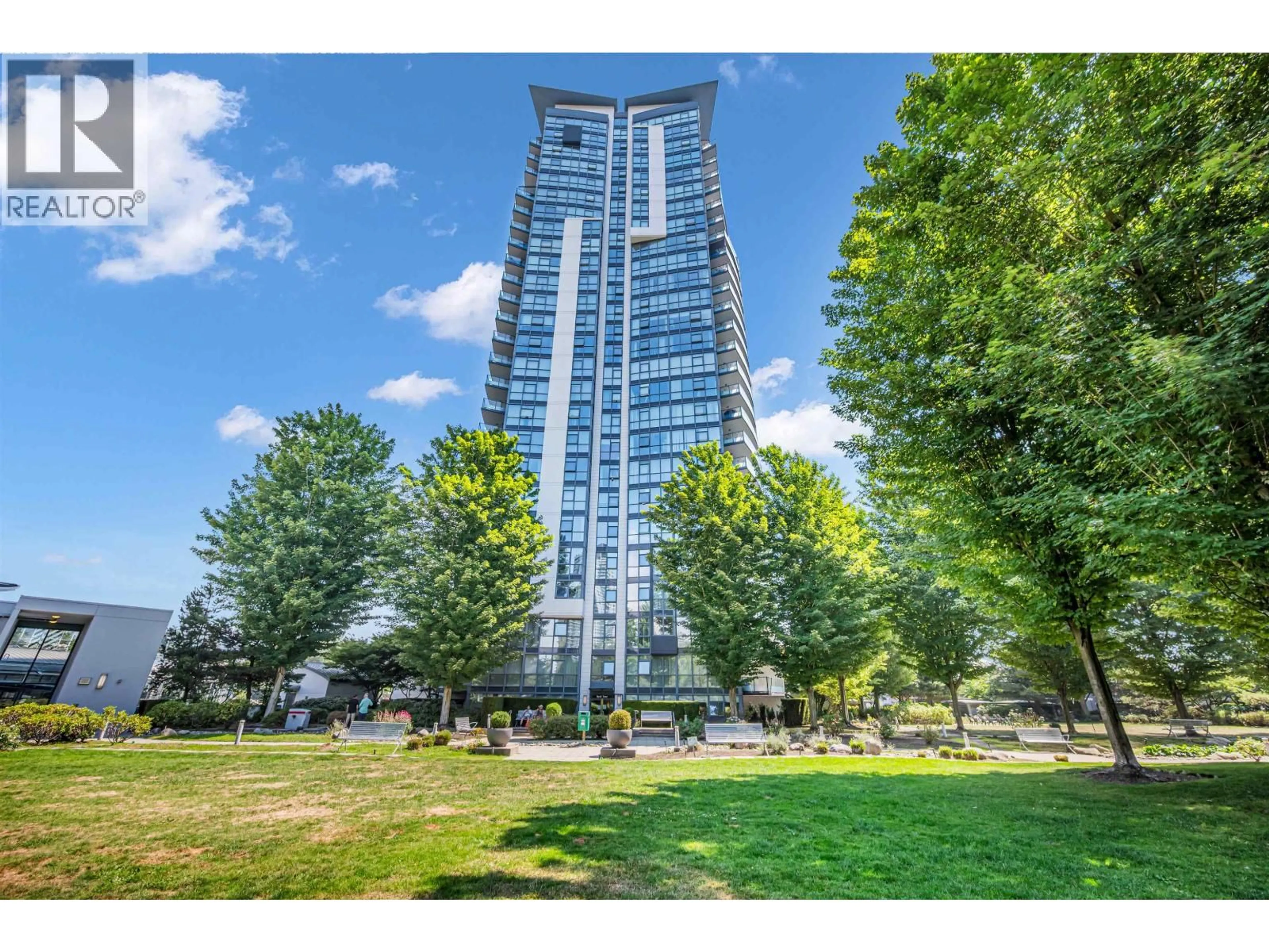 Unknown for 501 - 2225 HOLDOM AVENUE, Burnaby British Columbia V5B0A1