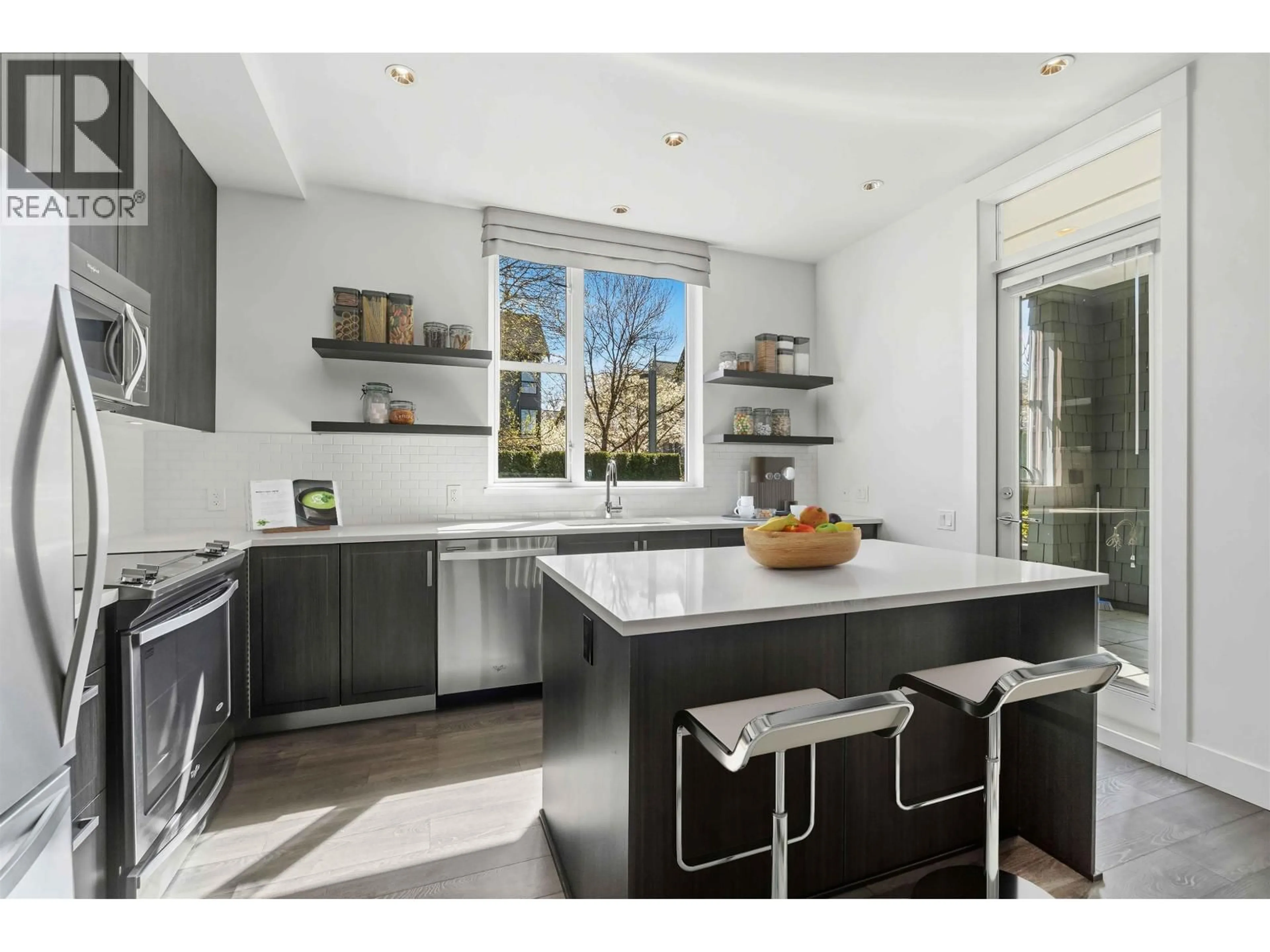 Contemporary kitchen, ceramic/tile floor for 109 - 550 SEABORNE PLACE, Port Coquitlam British Columbia V3B0L3
