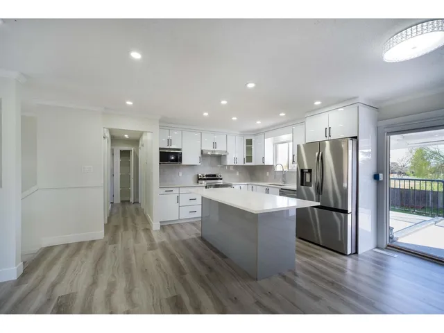 17396 62A AVENUE, Surrey 5