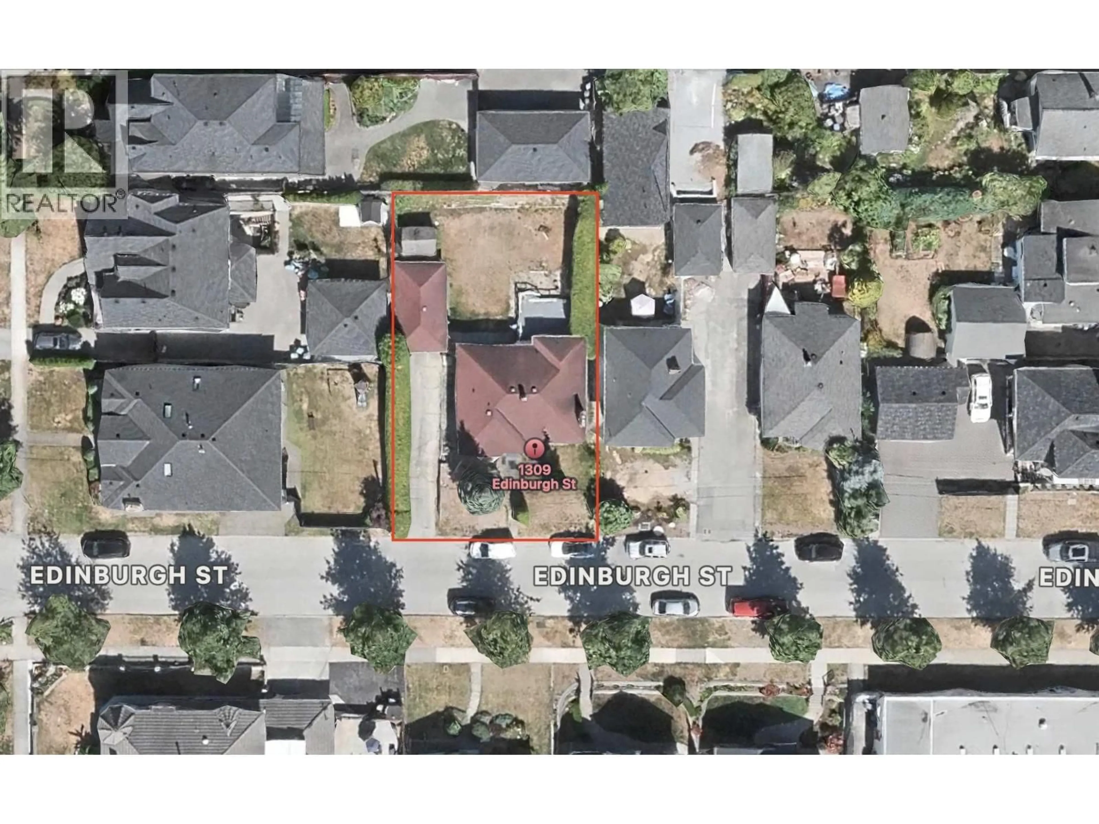 A pic from outside/outdoor area/front of a property/back of a property/a pic from drone, street for 1309 EDINBURGH STREET, New Westminster British Columbia V3M2W1