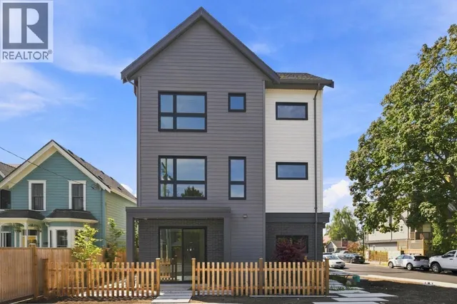 4778 48B STREET, Delta 3