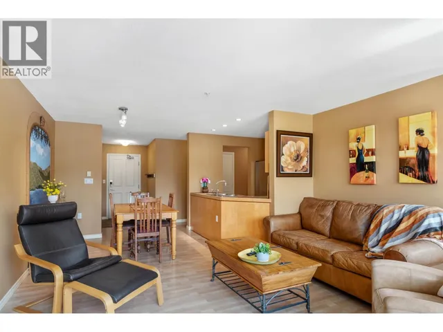 209 - 8080 NICKLAUS NORTH BOULEVARD, Whistler 3