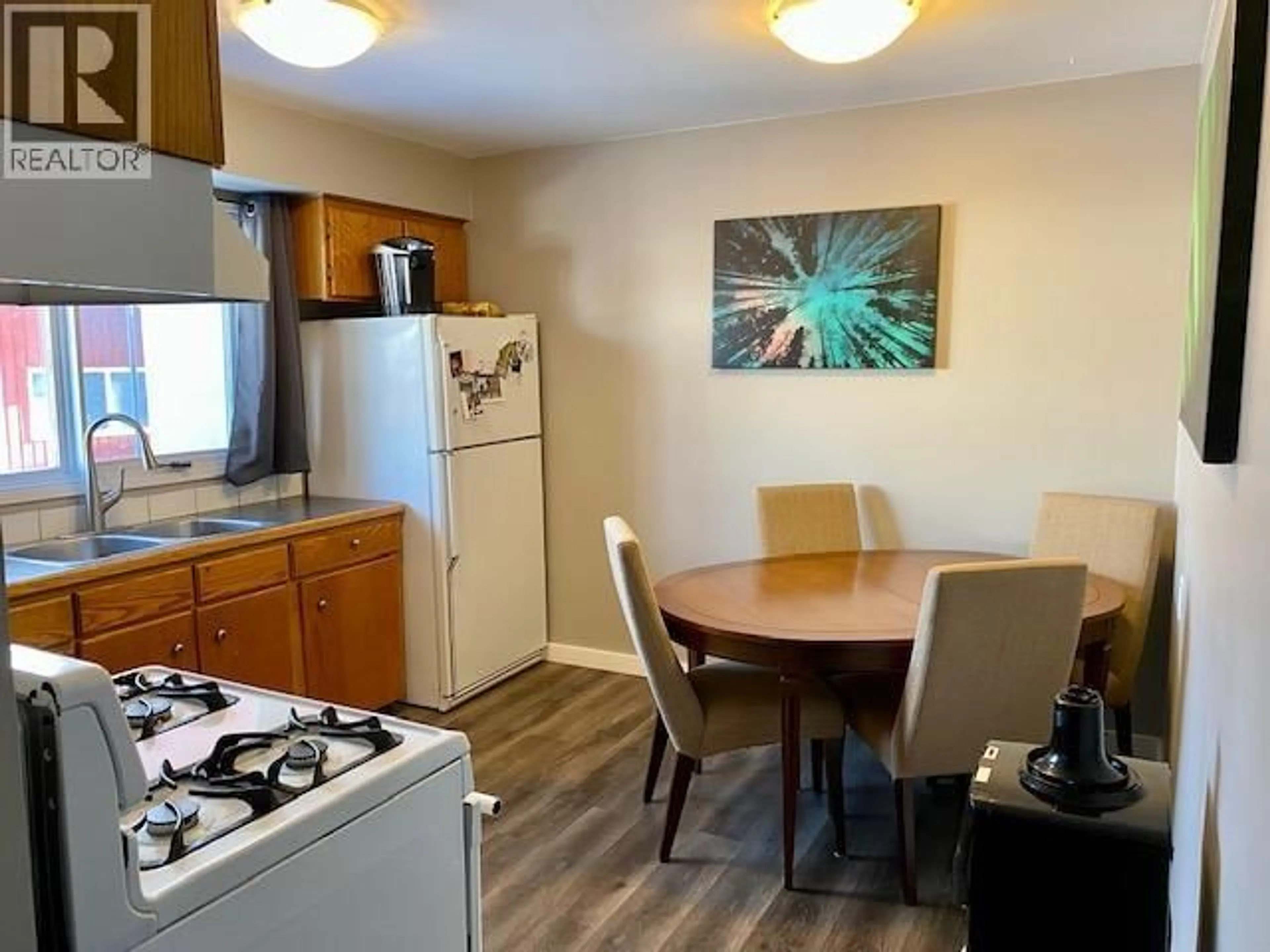 Standard kitchen, wood/laminate floor for 14 - 5320 MOUNTAINVIEW DRIVE, Fort Nelson British Columbia V0C1R0
