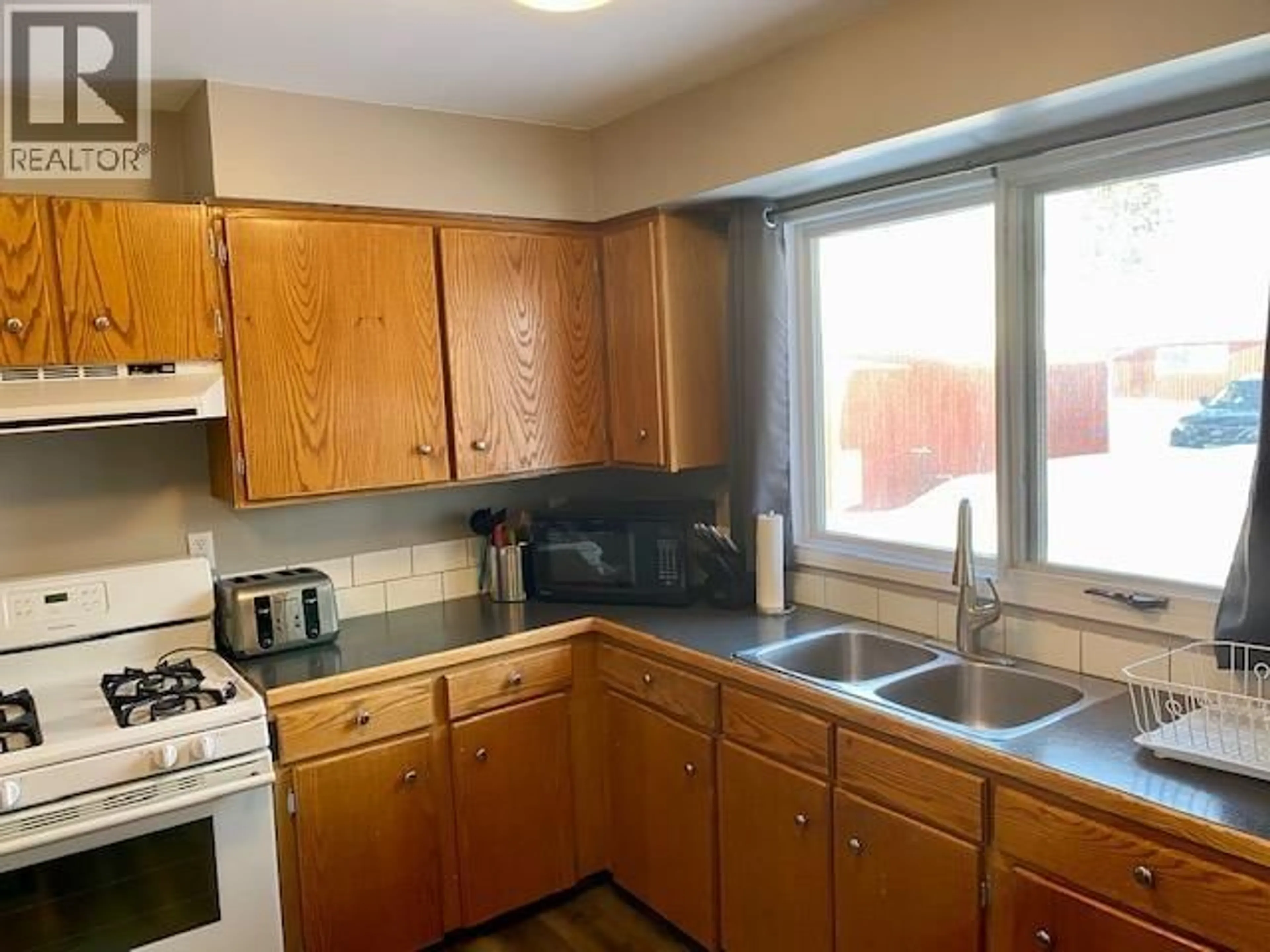 Standard kitchen, unknown for 14 - 5320 MOUNTAINVIEW DRIVE, Fort Nelson British Columbia V0C1R0