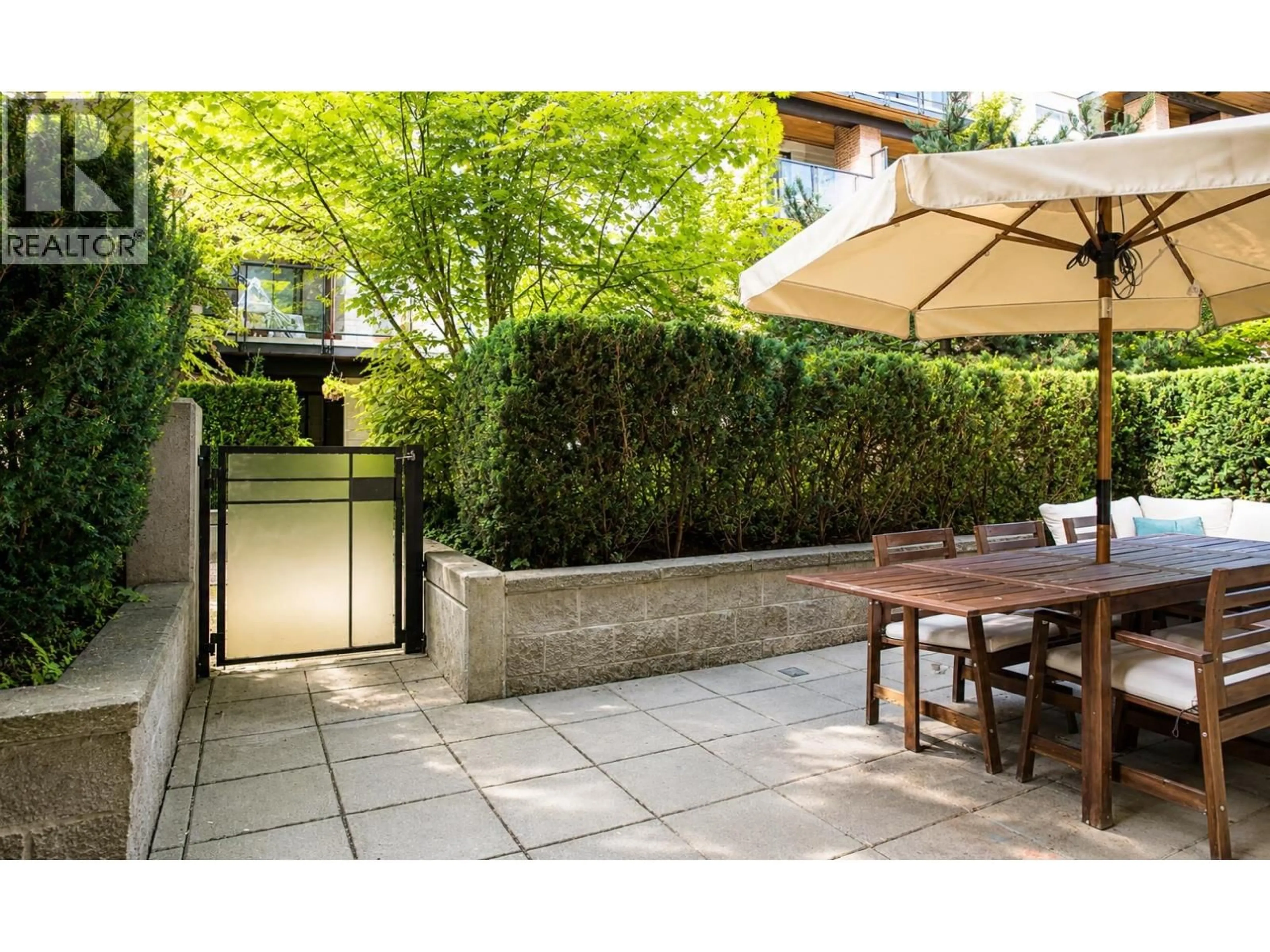 Patio, street for 103 - 719 3RD STREET, North Vancouver British Columbia V7M0E7