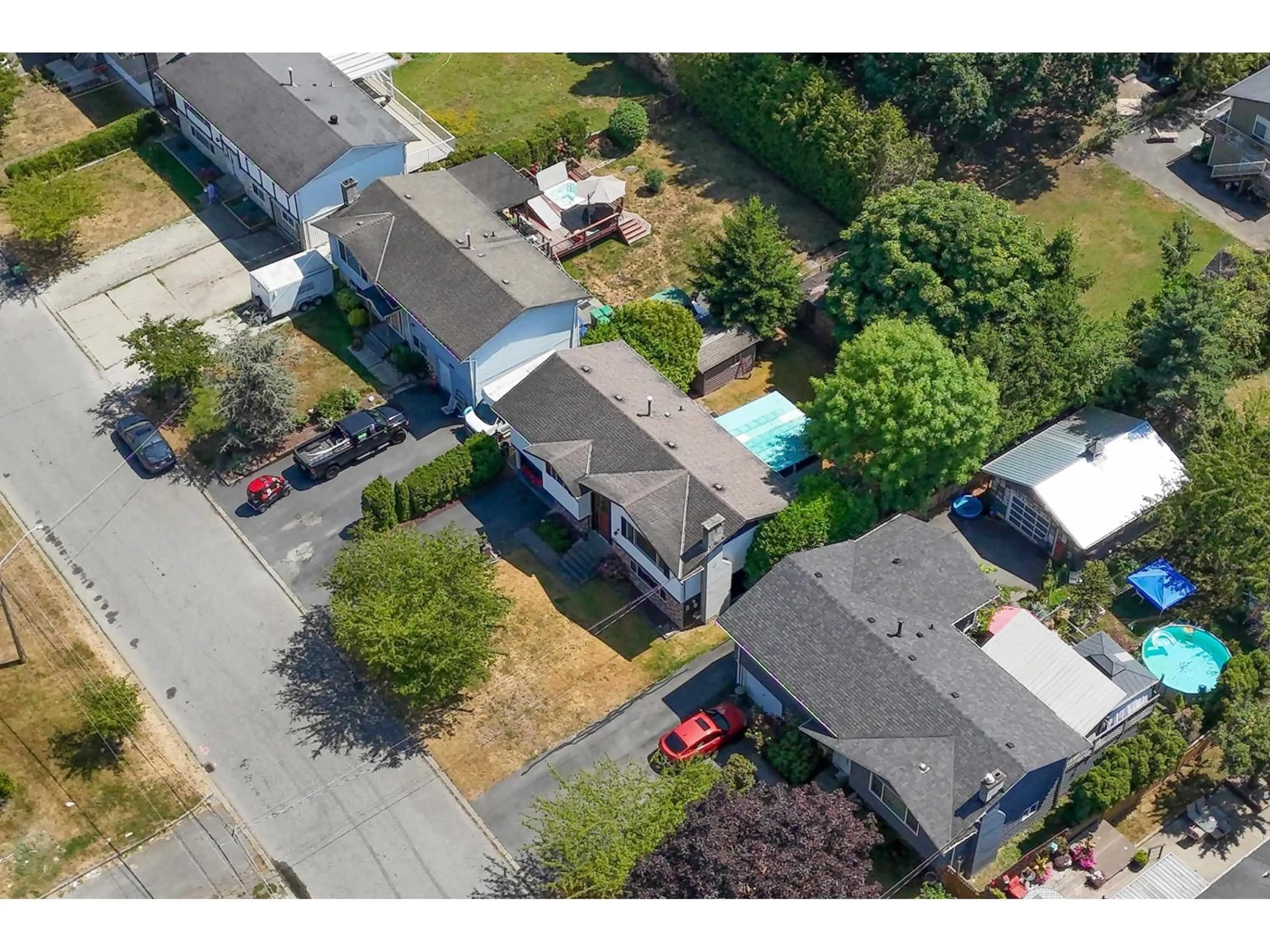 A pic from outside/outdoor area/front of a property/back of a property/a pic from drone, street for 17844 57A AVENUE, Surrey British Columbia V3S1J4