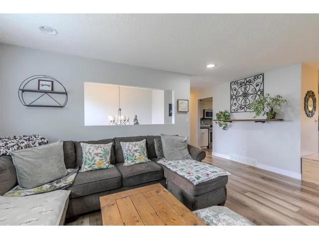 35073 EWERT AVENUE, Mission 5