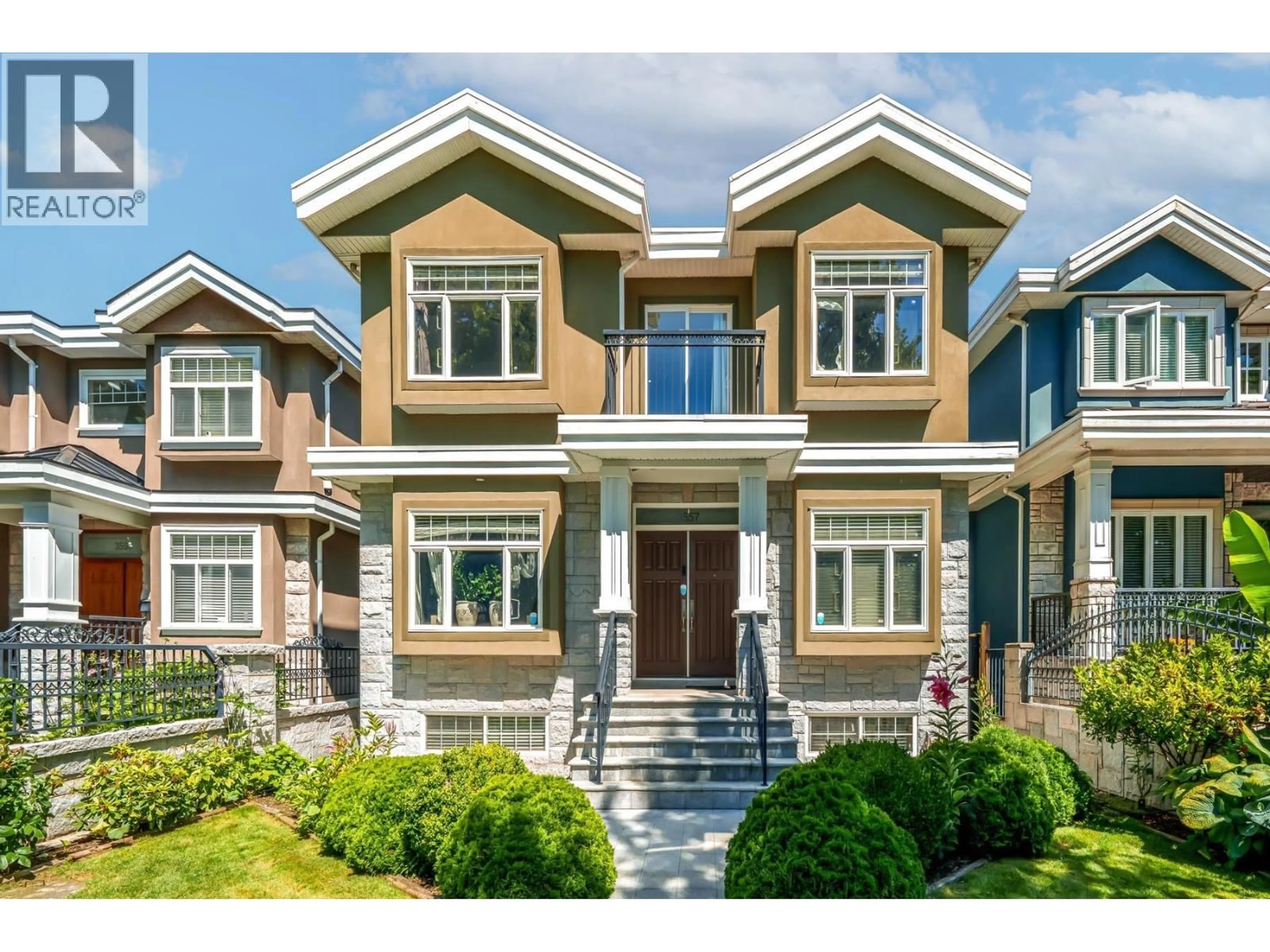 Home with vinyl exterior material, street for 3557 47TH AVENUE, Vancouver British Columbia V5S1E3