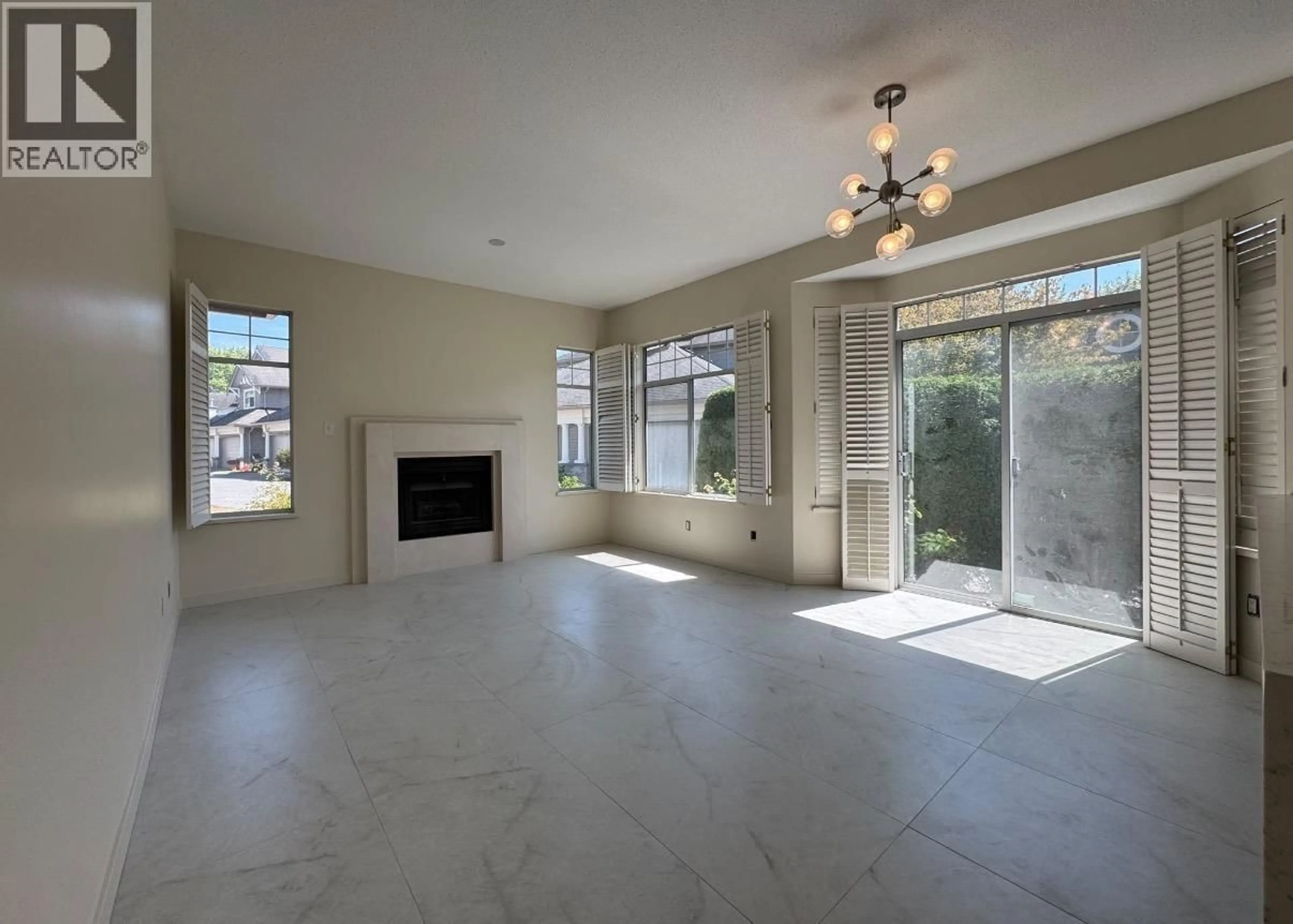 A pic of a room for 72 - 5531 CORNWALL DRIVE, Richmond British Columbia V7C5N7