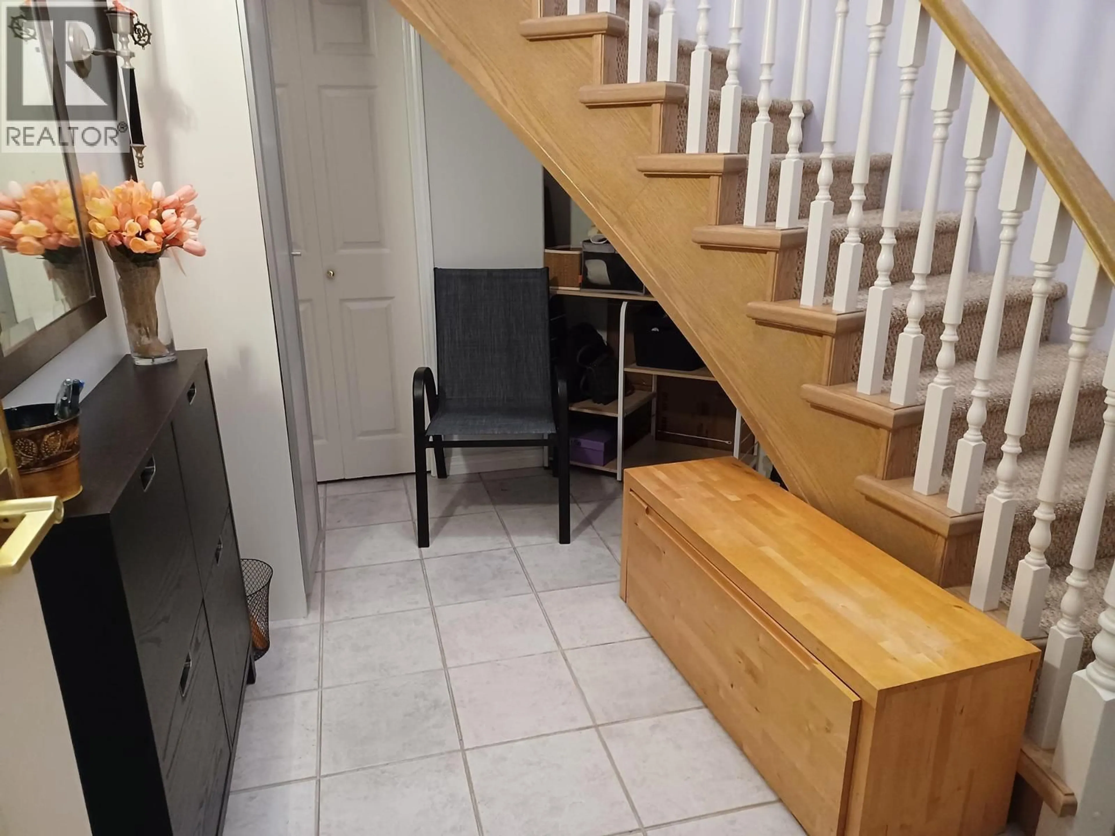 Unknown for 210 - 3176 PLATEAU BOULEVARD, Coquitlam British Columbia V3E3J2