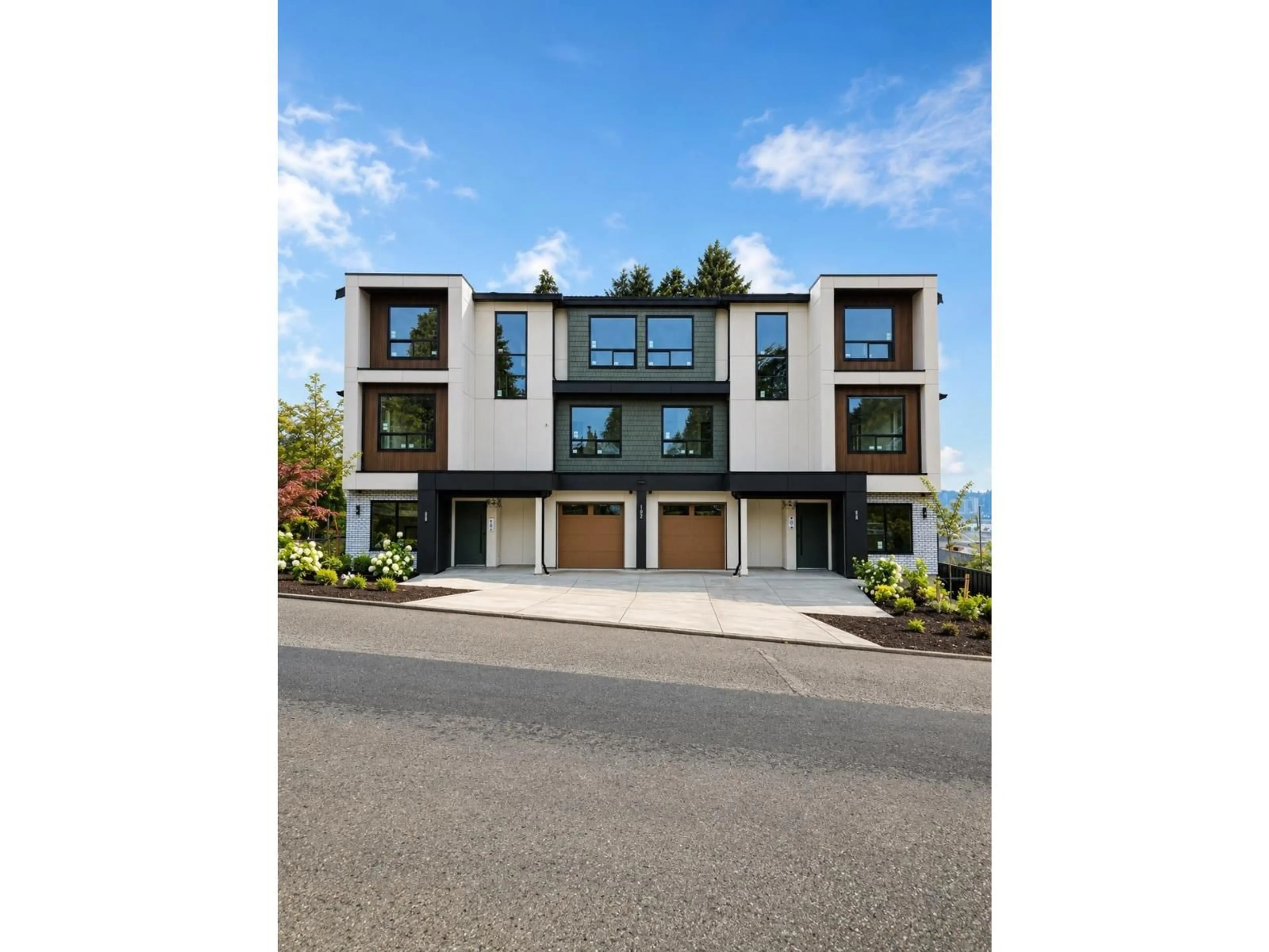 A pic from outside/outdoor area/front of a property/back of a property/a pic from drone, street for 102 - 11313 137 STREET, Surrey British Columbia V3R2J2