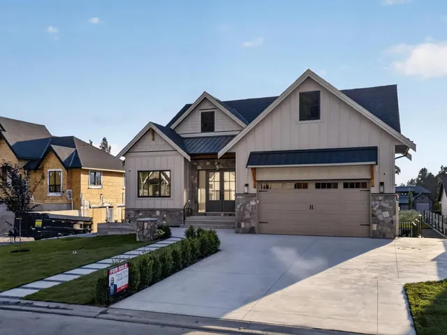 10013 TRILLIUM WAY, Chilliwack 2