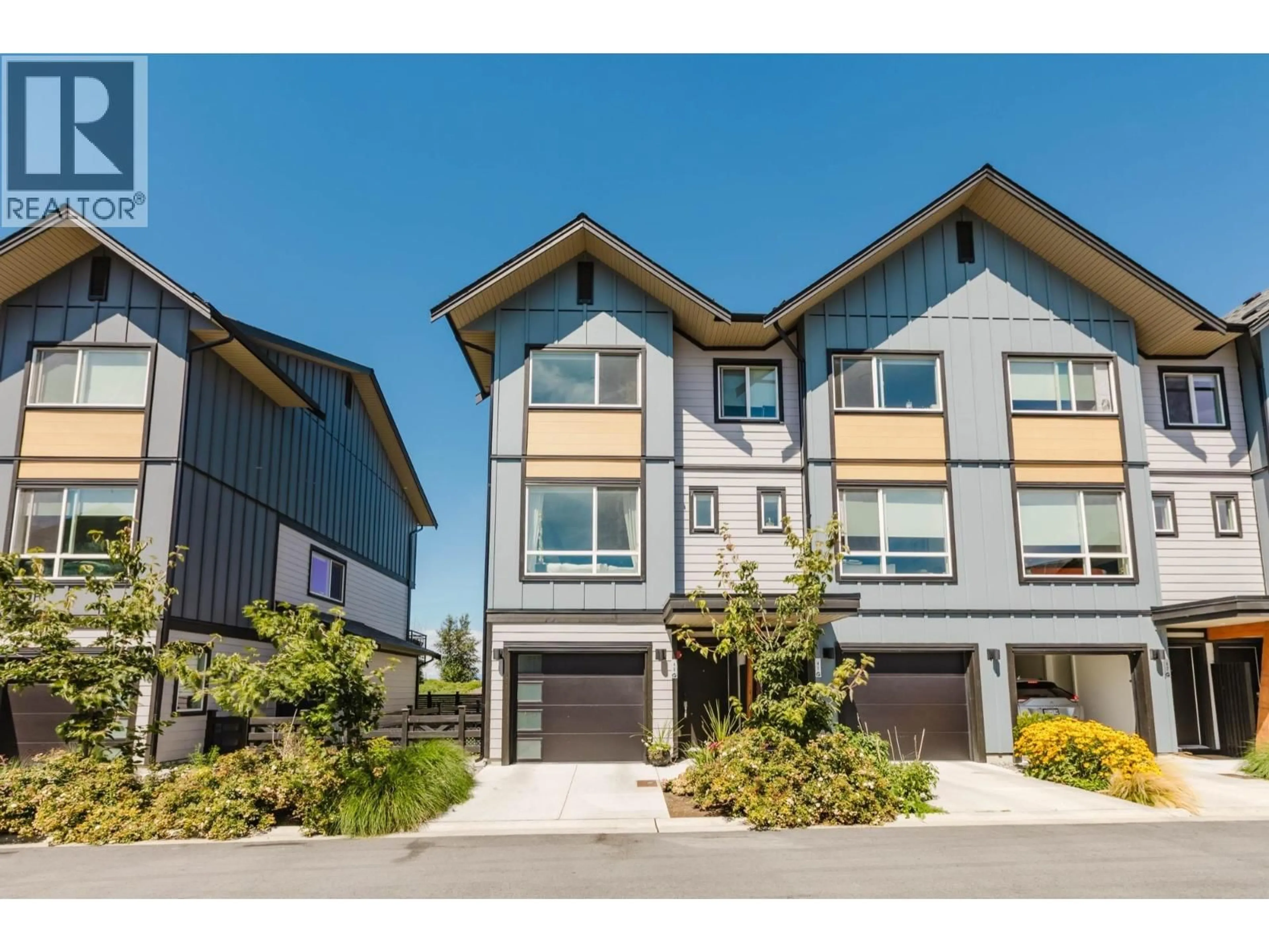 Home with vinyl exterior material, street for 40 - 4375 CORMORANT WAY, Tsawwassen British Columbia V4M0G3