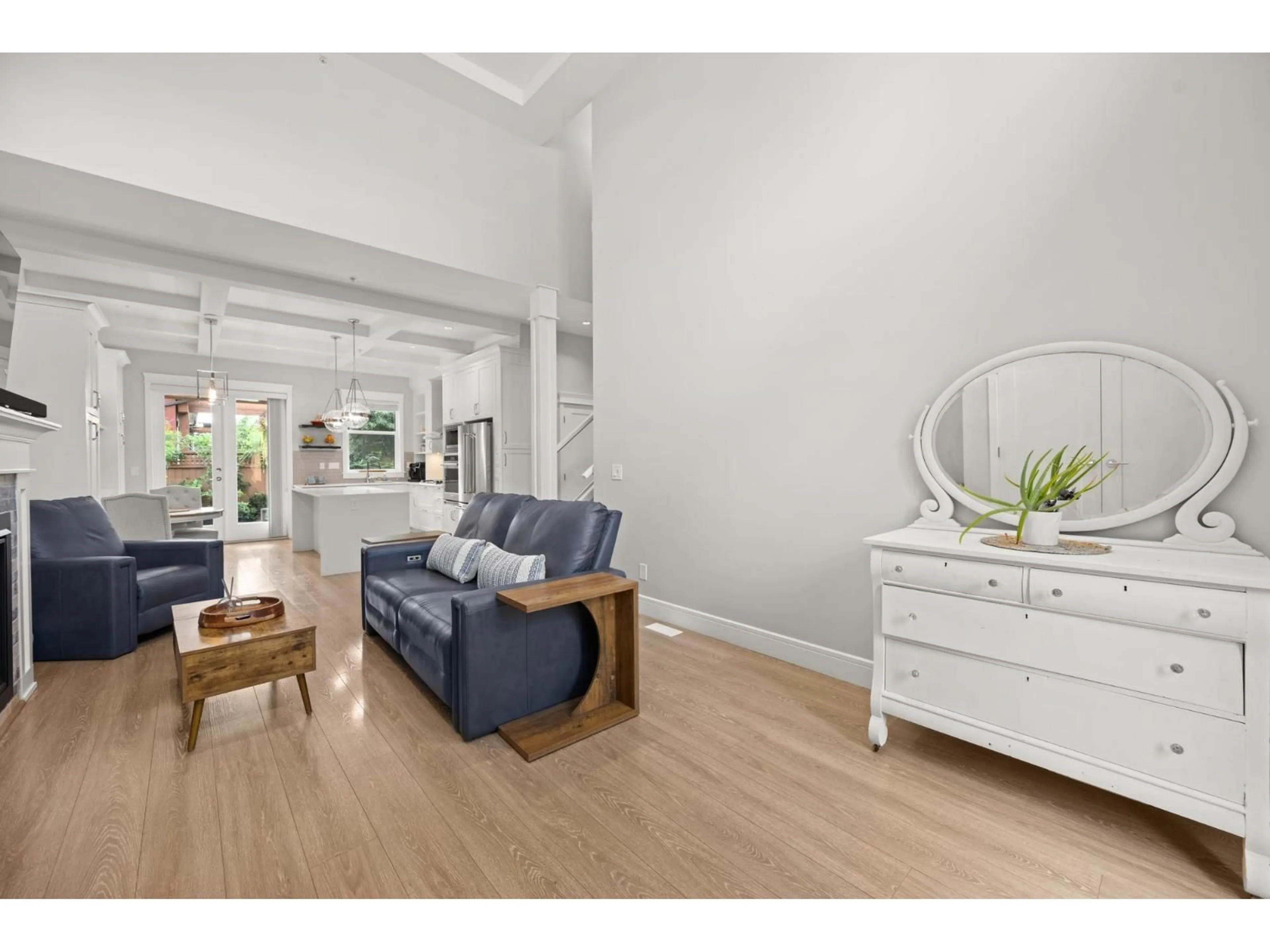 Living room with furniture, unknown for 9 - 4750 228 STREET, Langley British Columbia V2Z0A9