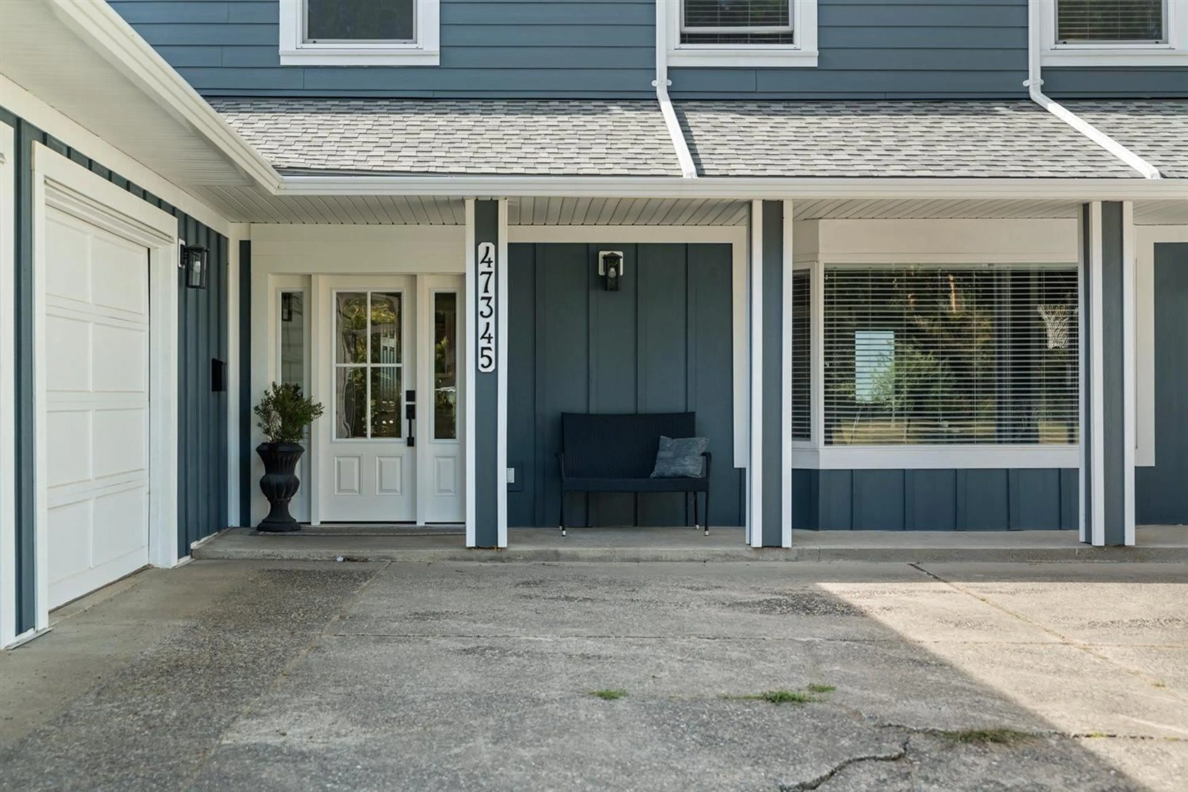 Unknown for 47345 SWALLOW CRESCENT, Chilliwack British Columbia V2P7P8