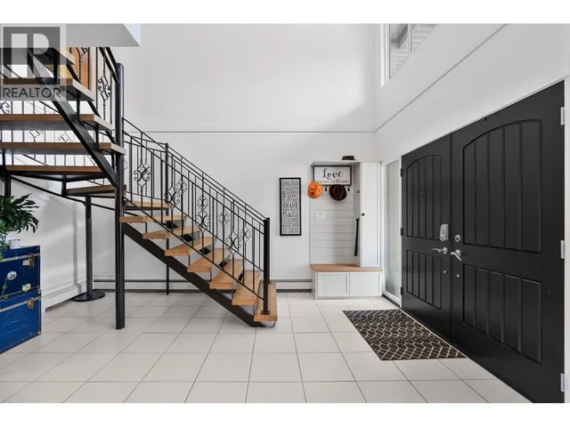 815 29TH STREET, North Vancouver 5