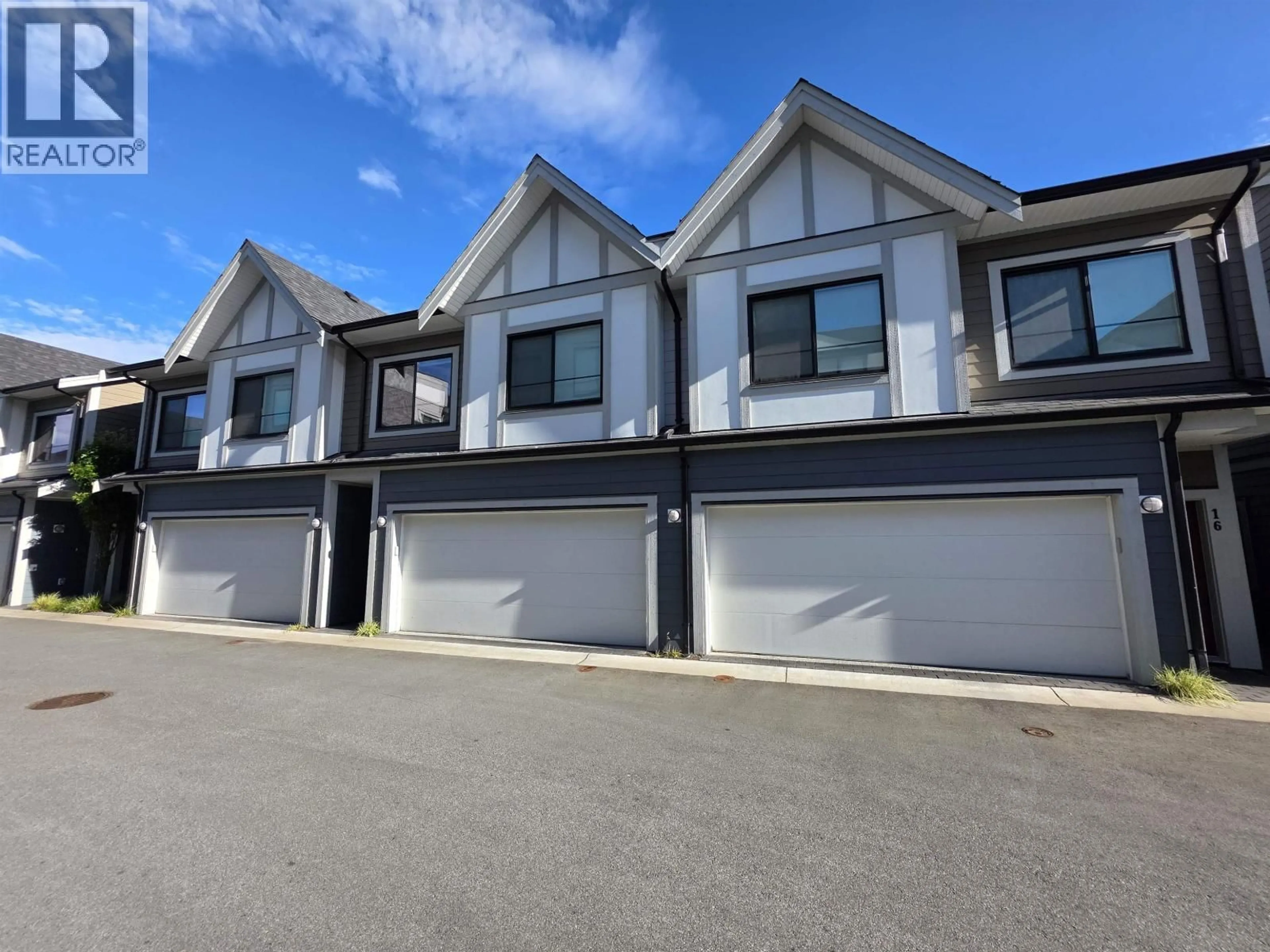 A pic from outside/outdoor area/front of a property/back of a property/a pic from drone, street for 17 - 9680 WILLIAMS ROAD, Richmond British Columbia V7A0B3