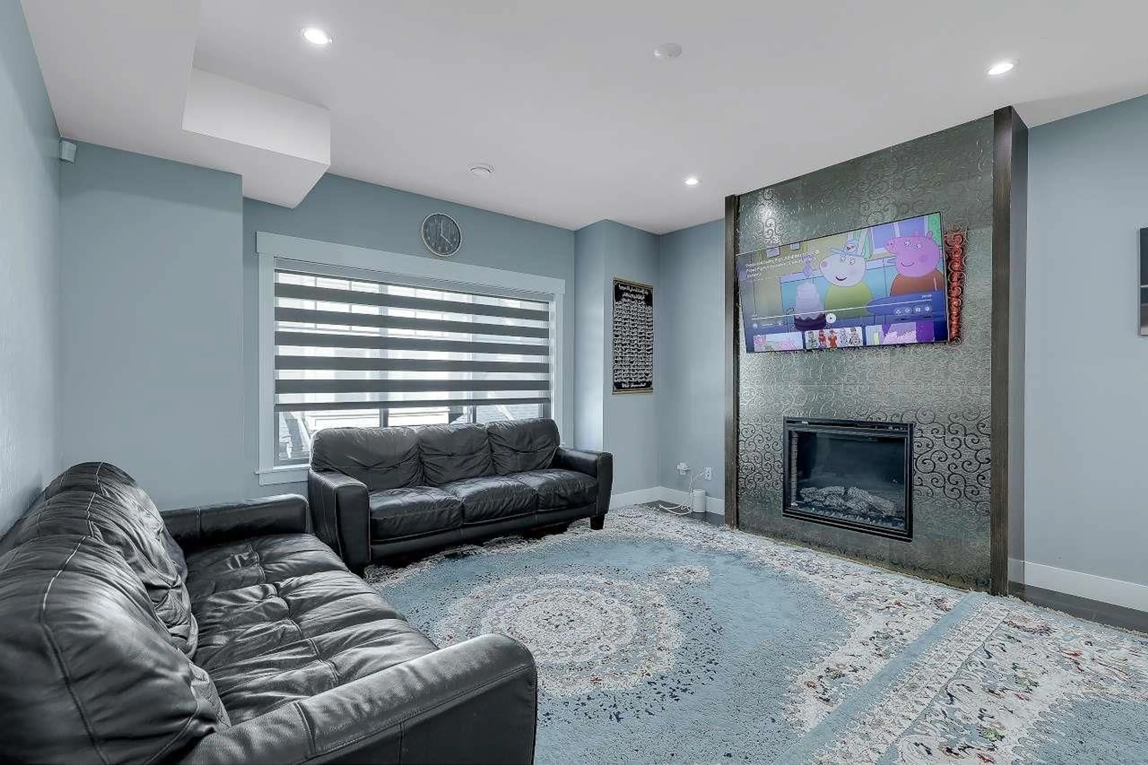 Home theater for 17 - 6971 122 STREET, Surrey British Columbia V3W1B6
