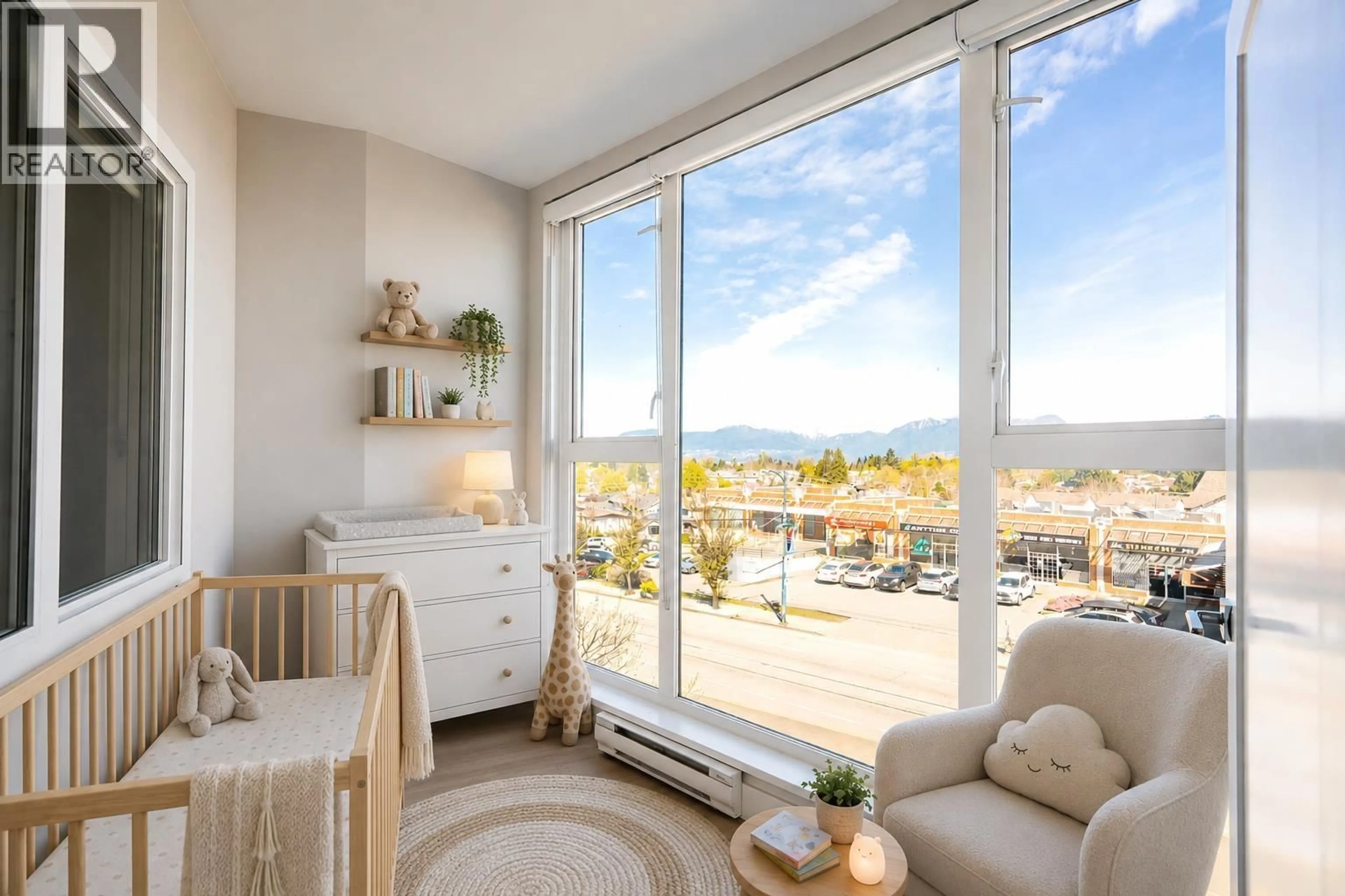 Unknown for 307 - 3050 KINGSWAY, Vancouver British Columbia V5R5J7