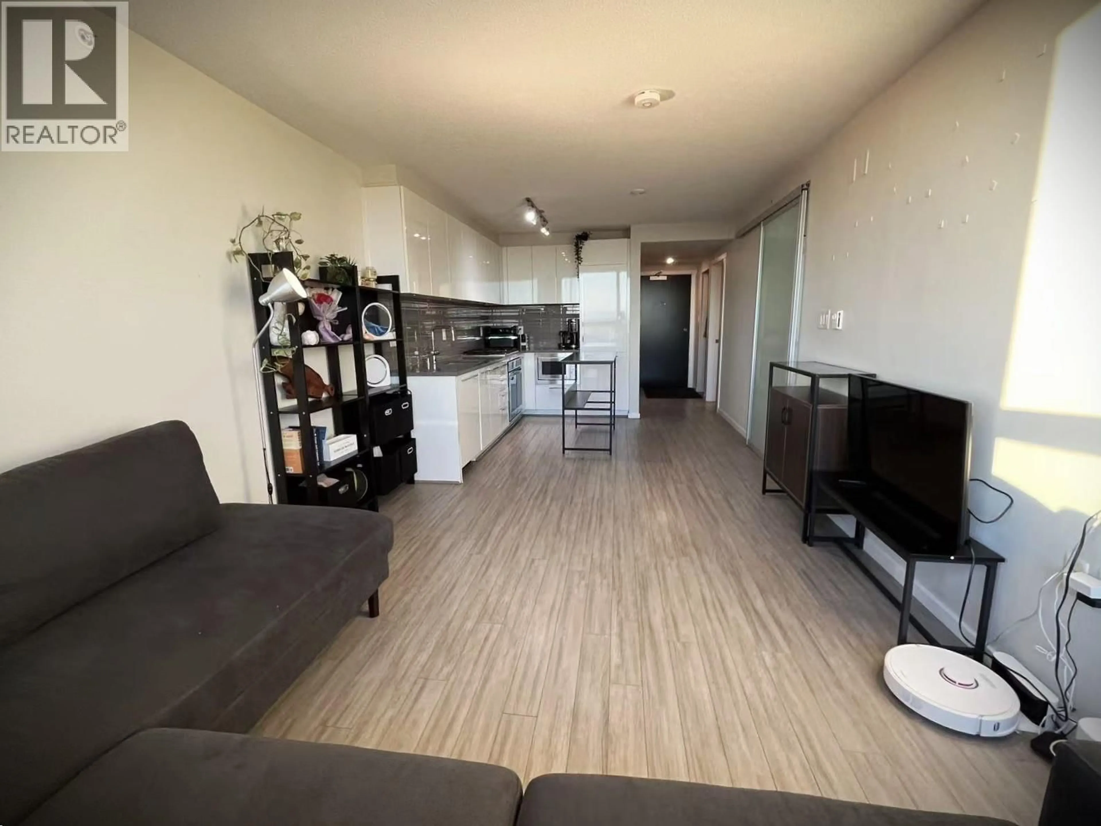 A pic of a room for 1503 - 6658 DOW AVENUE, Burnaby British Columbia V5H0C7