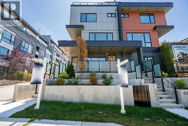 1 - 676 22ND AVENUE, Vancouver 3