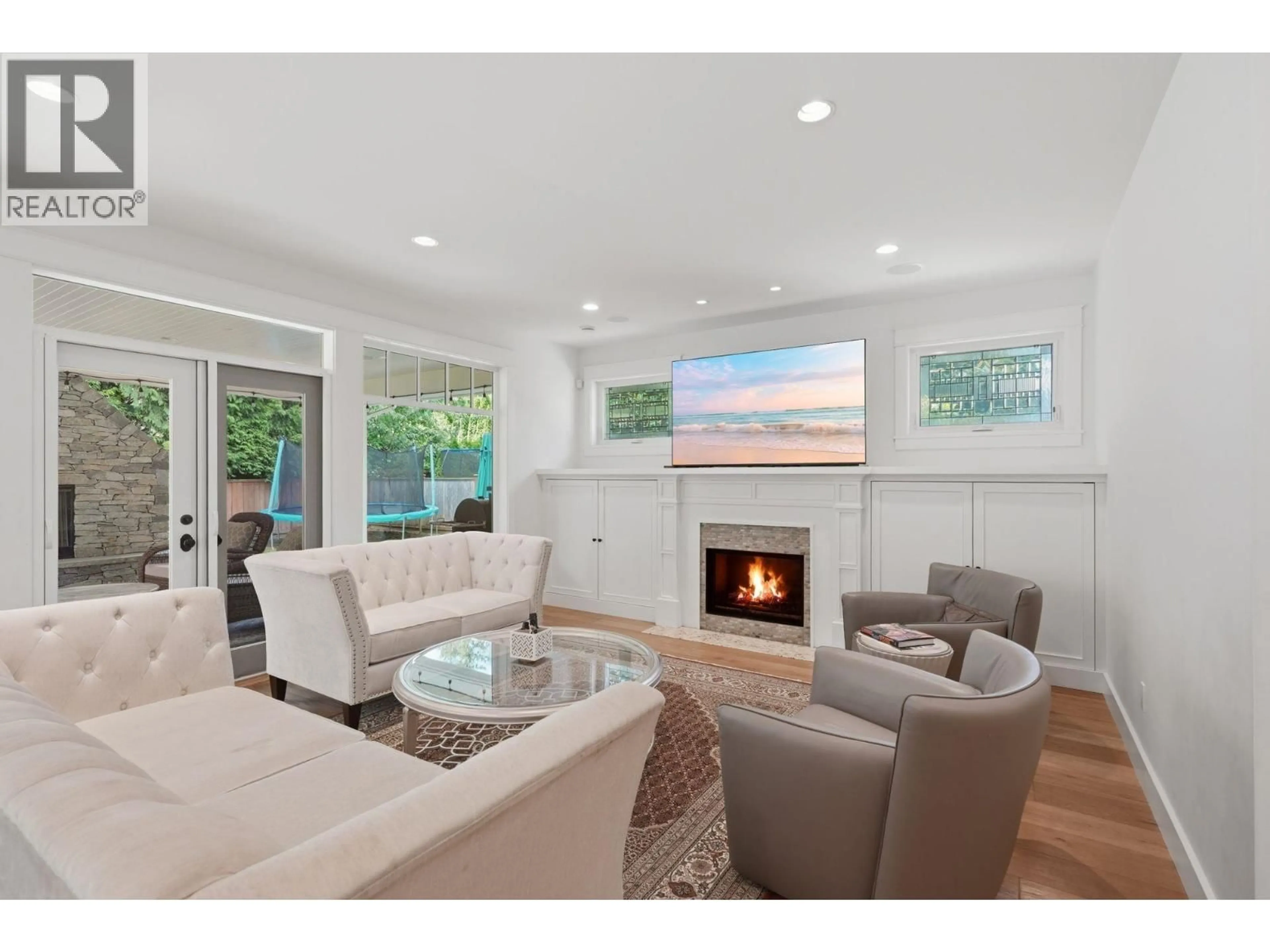 Living room with furniture, unknown for 5116 1A AVENUE, Delta British Columbia V4M1C1