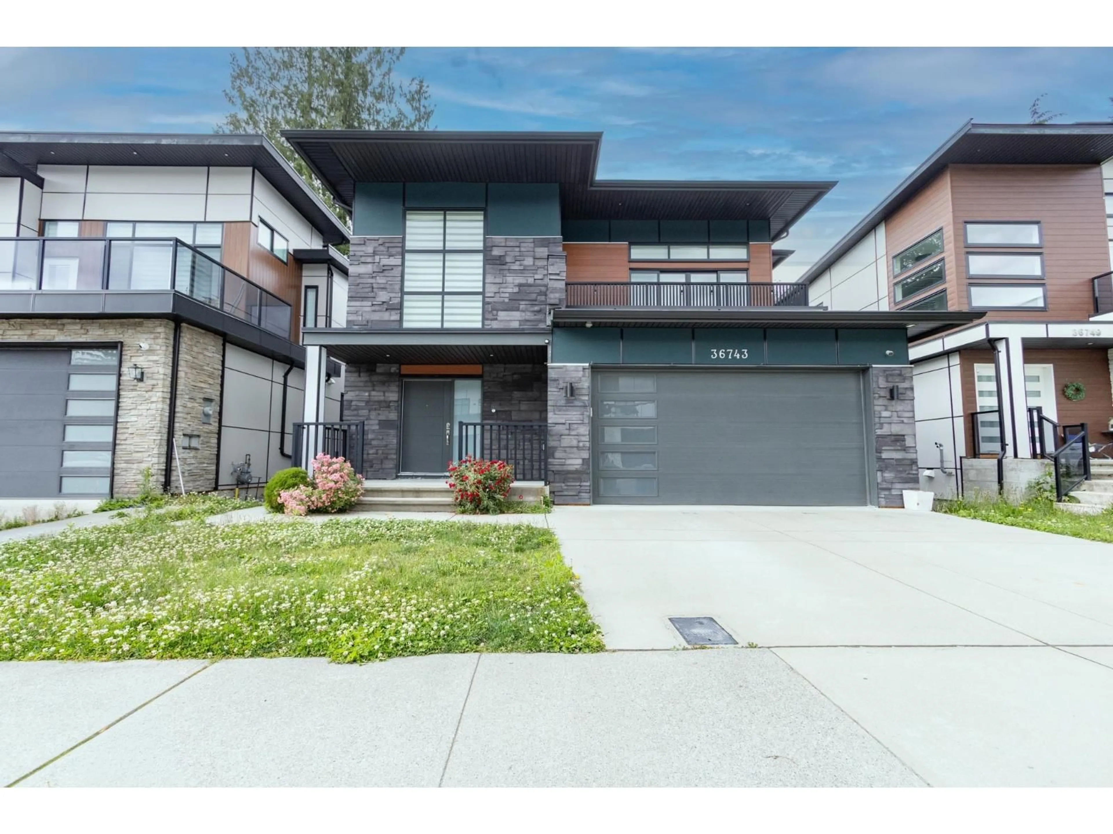 Home with brick exterior material, street for 36743 CARL CREEK CRESCENT, Abbotsford British Columbia V3G0H4