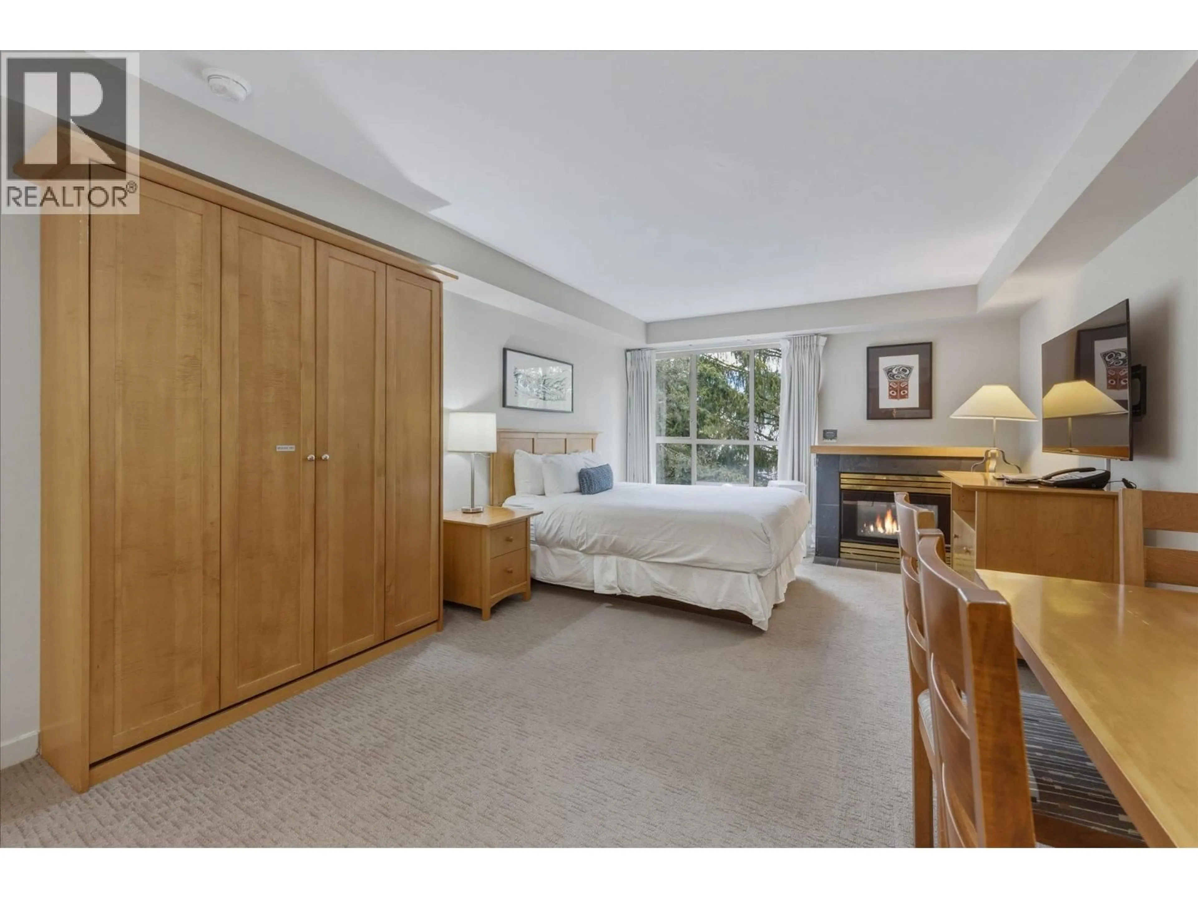 A pic of a room for 424 - 4295 BLACKCOMB WAY, Whistler British Columbia V8E0X2