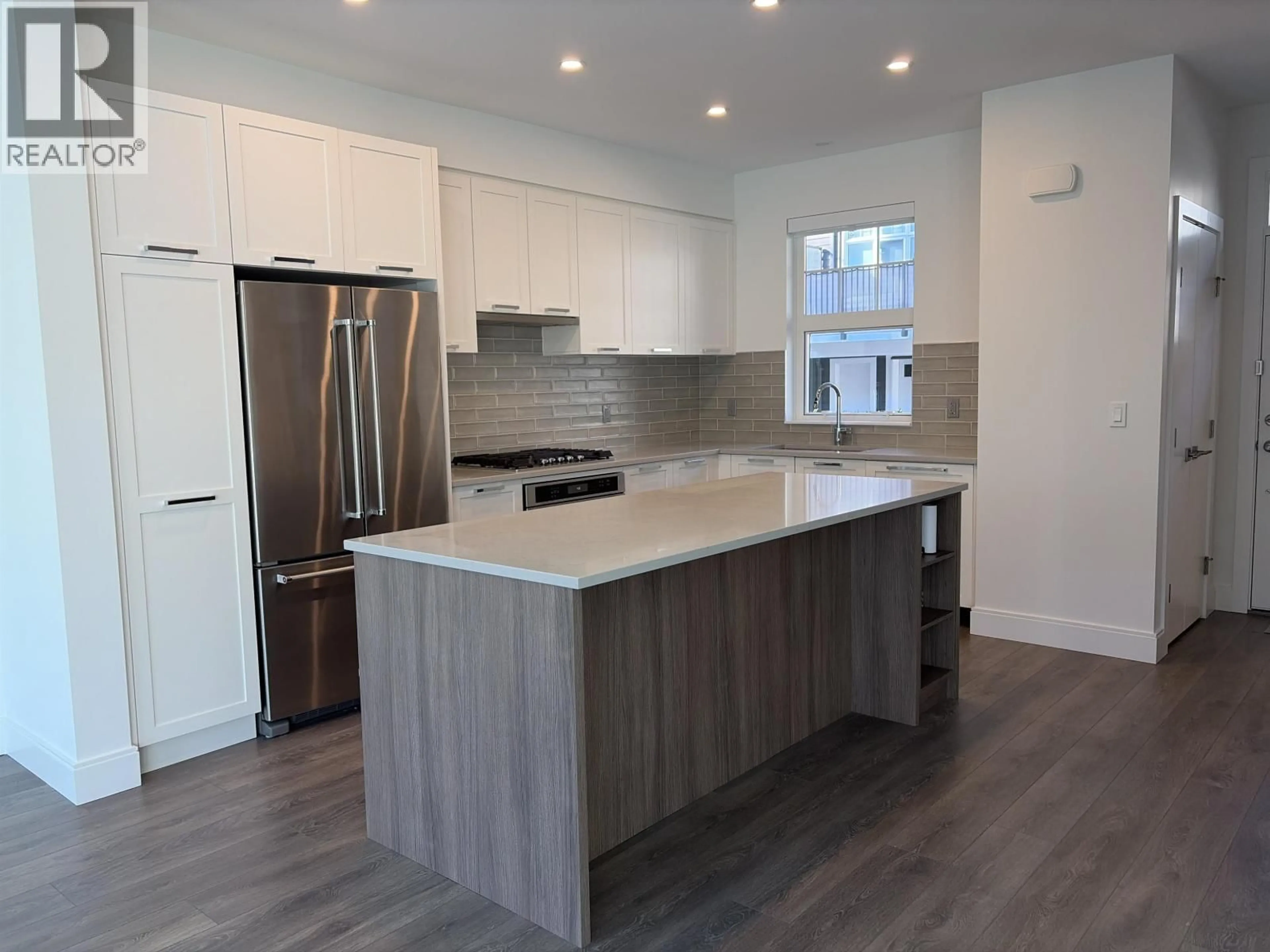 Open concept kitchen, wood/laminate floor for 146 - 1310 MITCHELL STREET, Coquitlam British Columbia V3E0T9