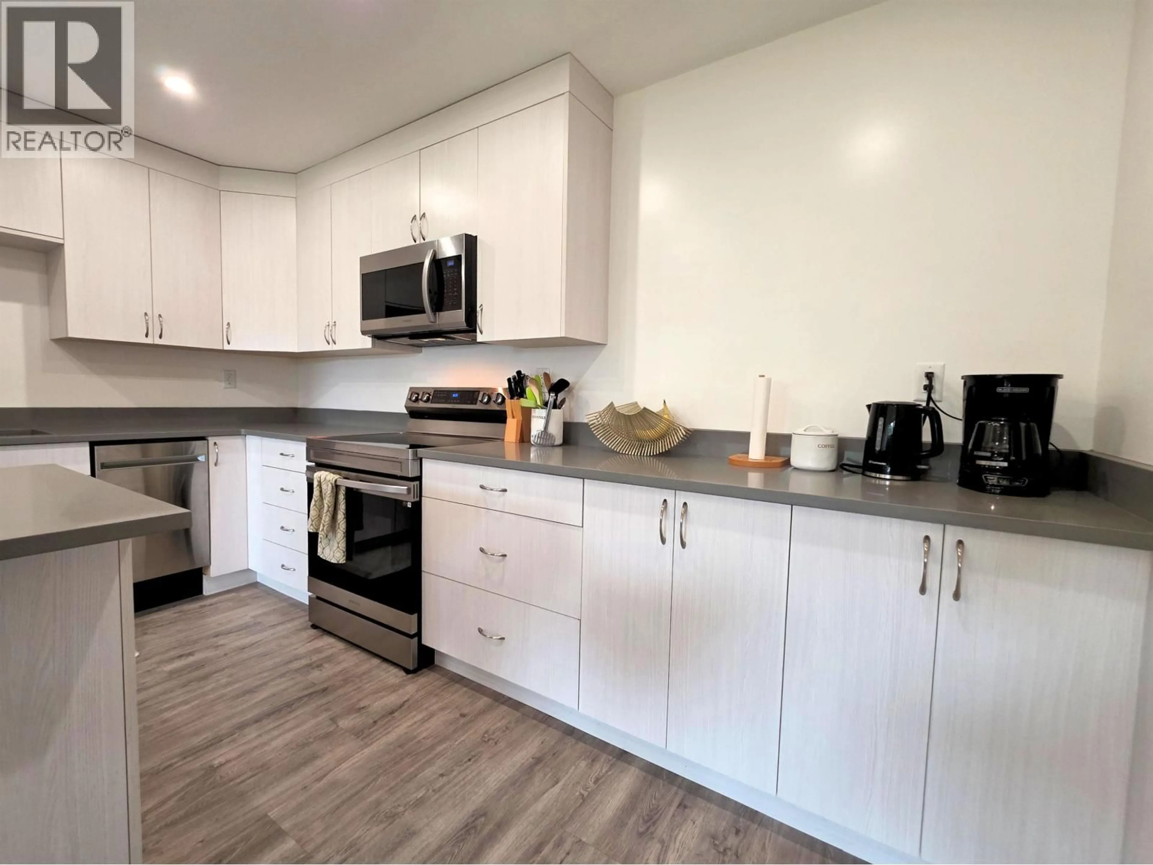 Open concept kitchen, unknown for 106 - 3777 MASSEY DRIVE, Prince George British Columbia V2N4J6