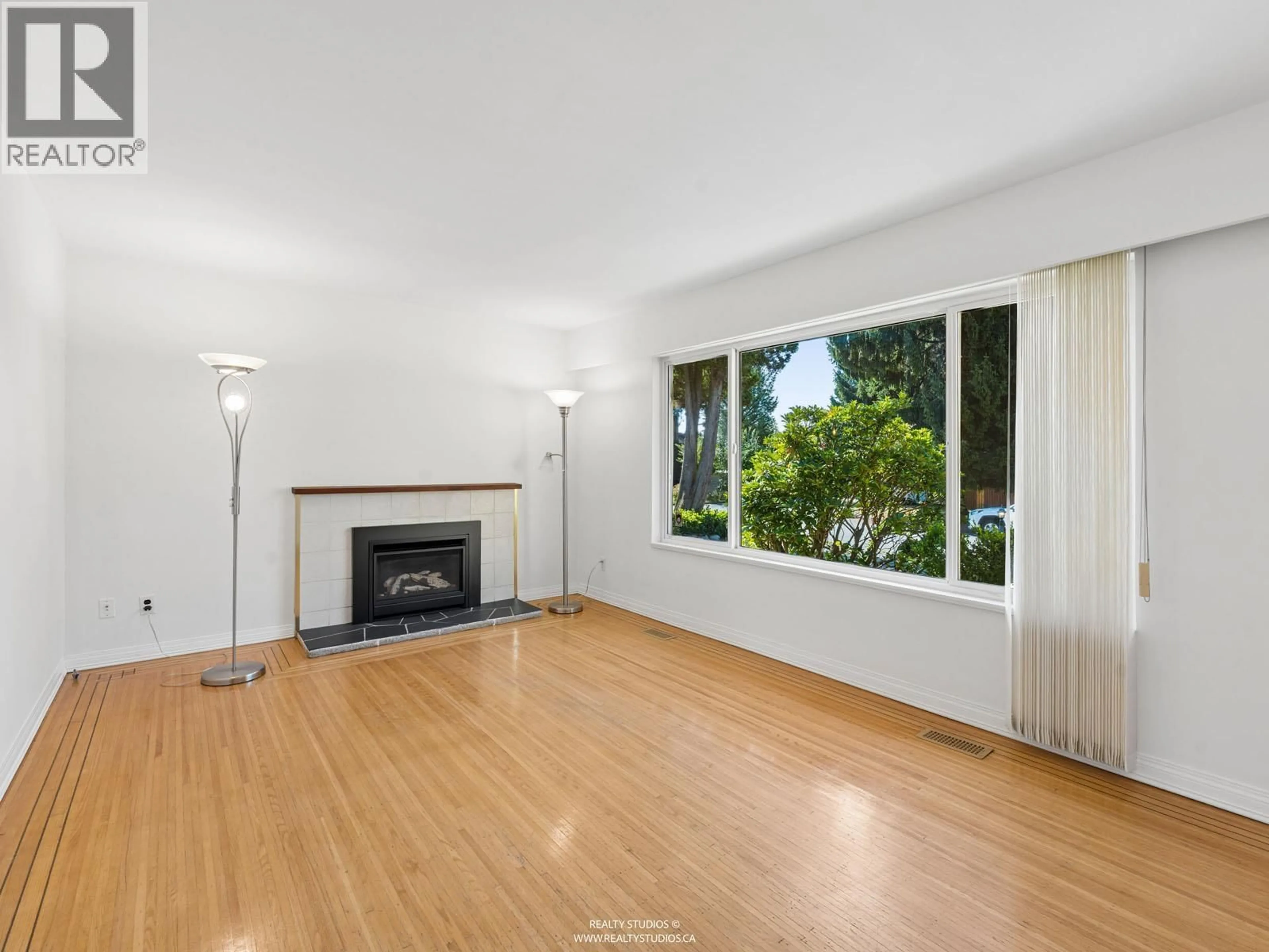 A pic of a room for 1341 BARBERRY DRIVE, Port Coquitlam British Columbia V3B1G2
