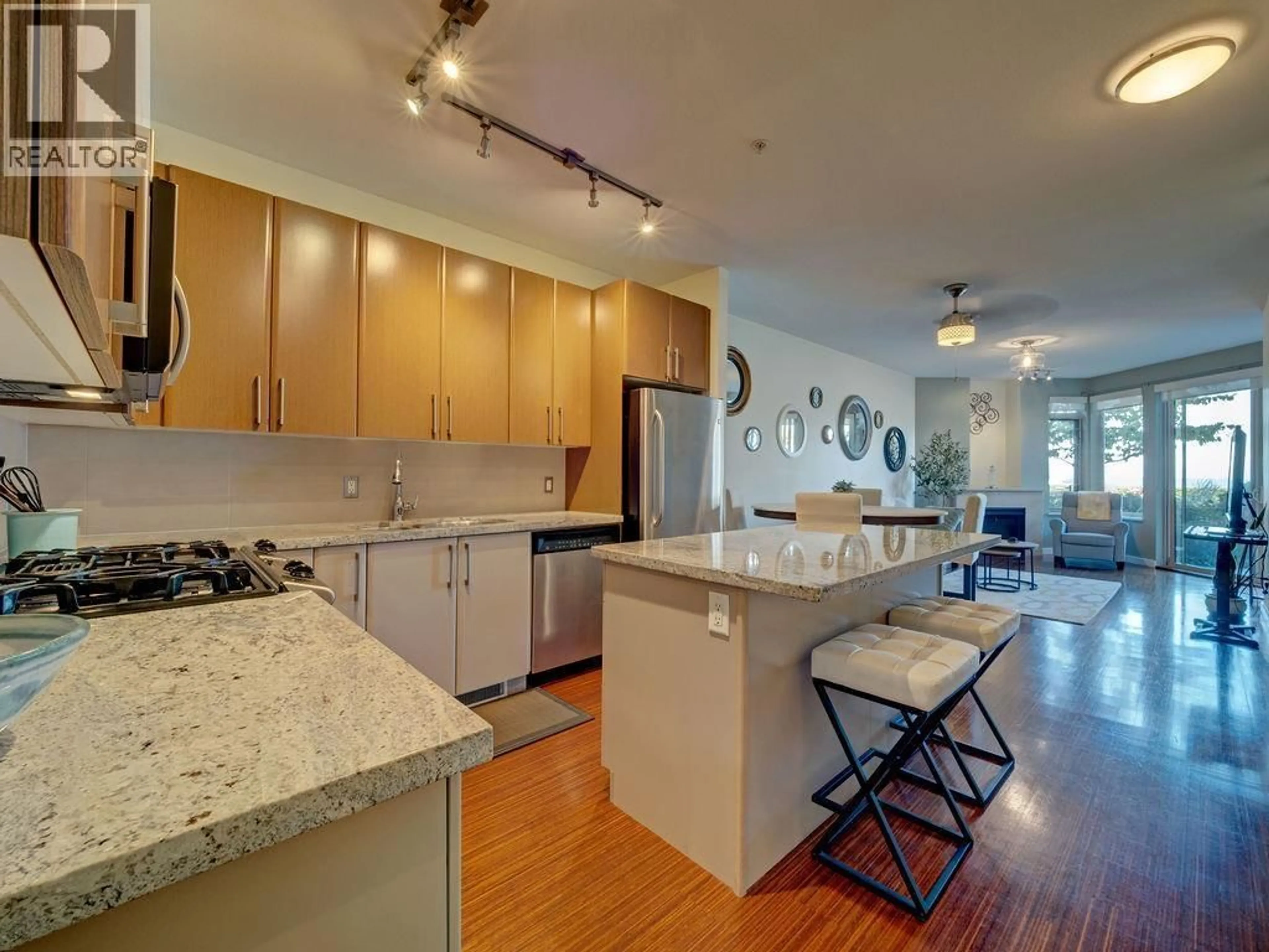 Open concept kitchen, unknown for 105 - 5160 DAVIS BAY ROAD, Sechelt British Columbia V7Z0H3