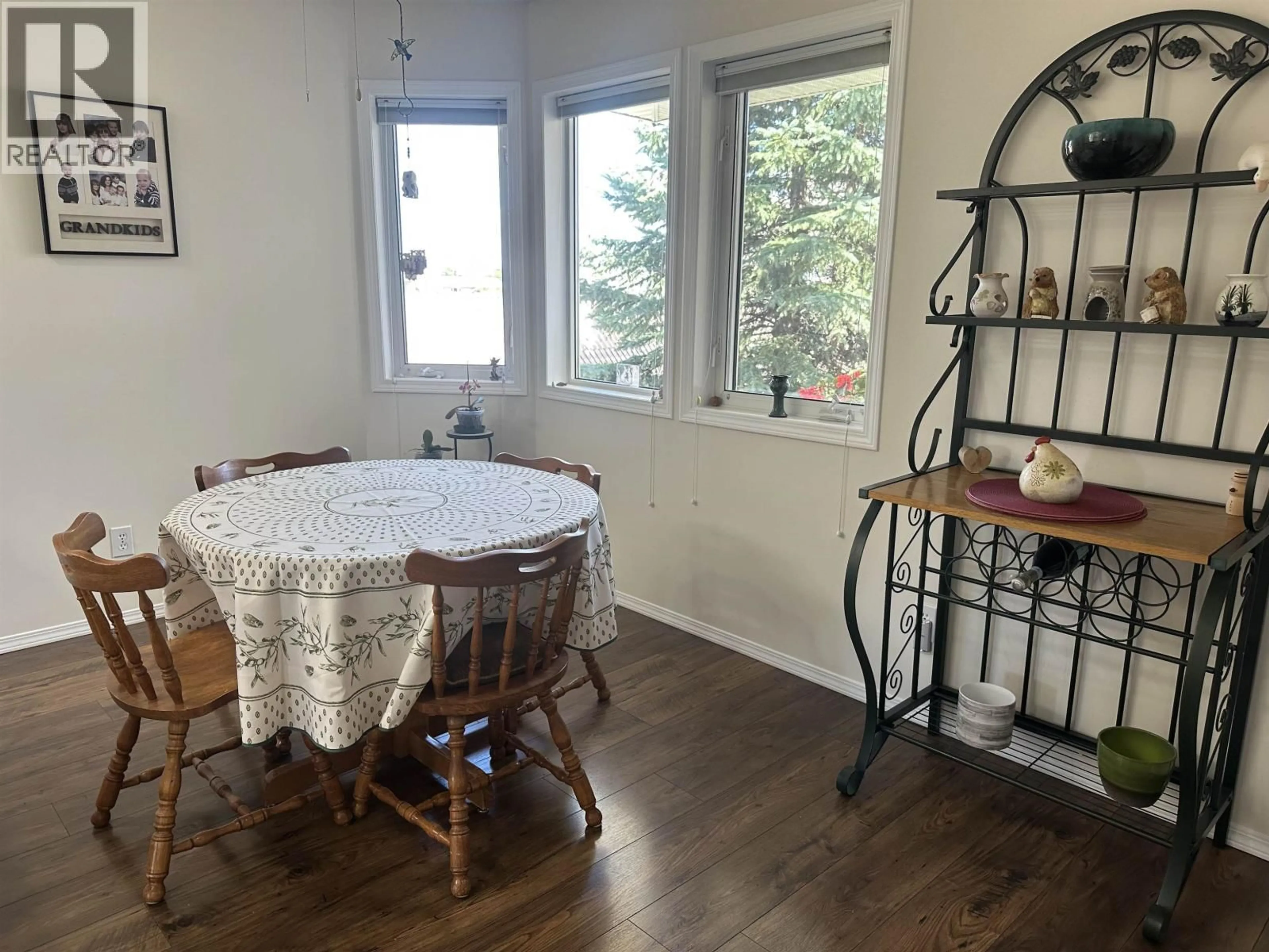 Dining room, unknown for 10140 108 AVENUE, Fort St. John British Columbia V1J6N7