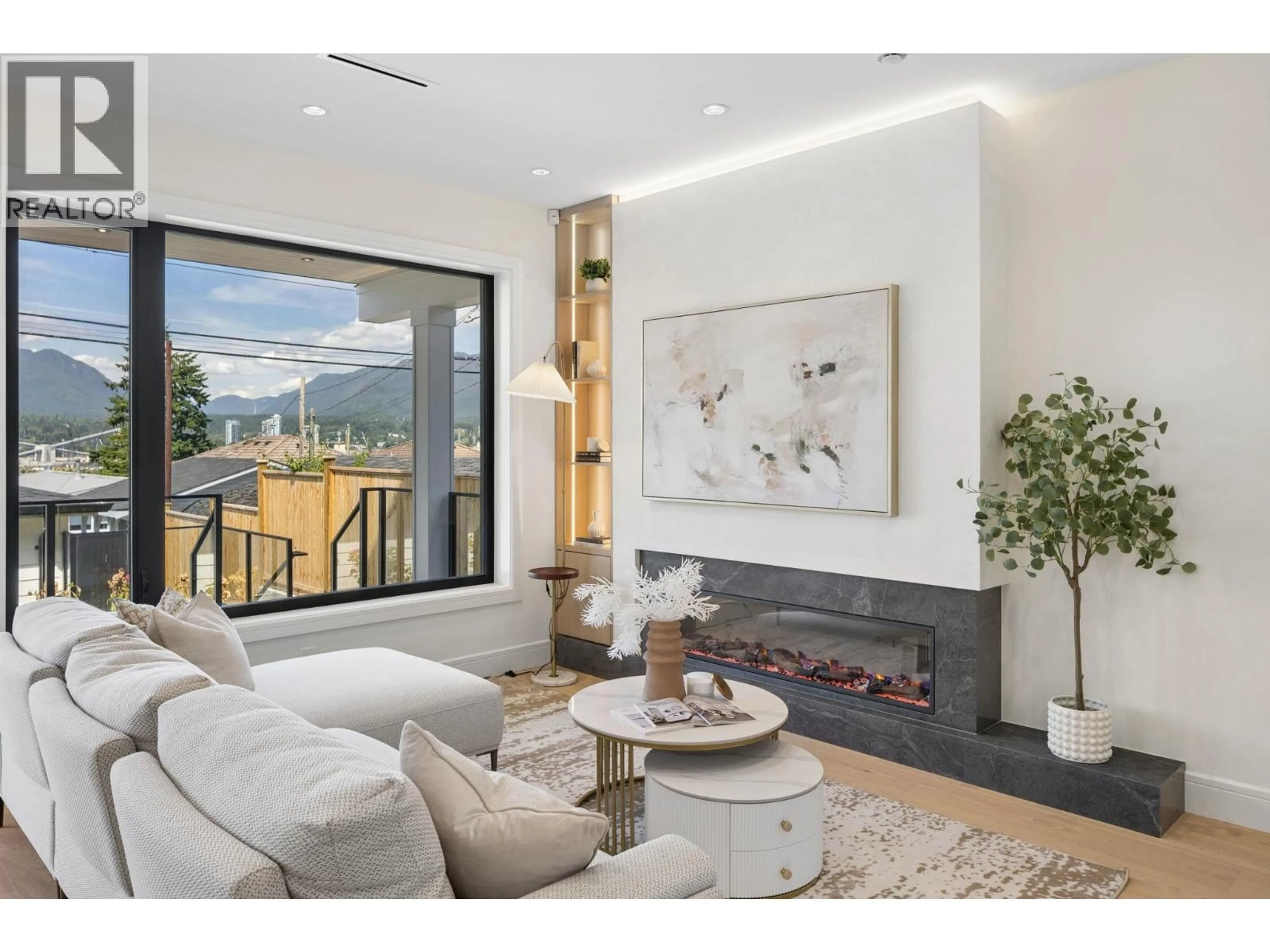 Living room with furniture, unknown for 2 - 2815 TRINITY STREET, Vancouver British Columbia V5K1E8