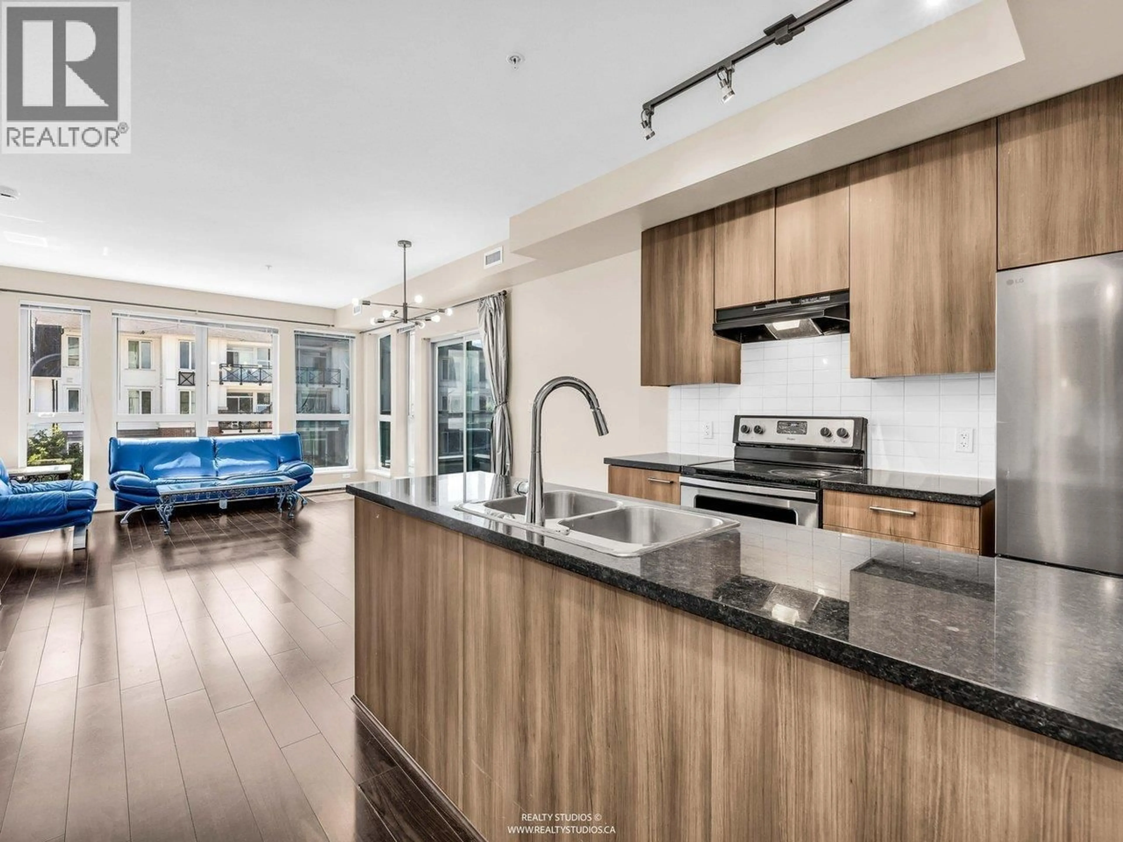 Open concept kitchen, unknown for 392 - 4133 STOLBERG STREET, Richmond British Columbia V6X0J3