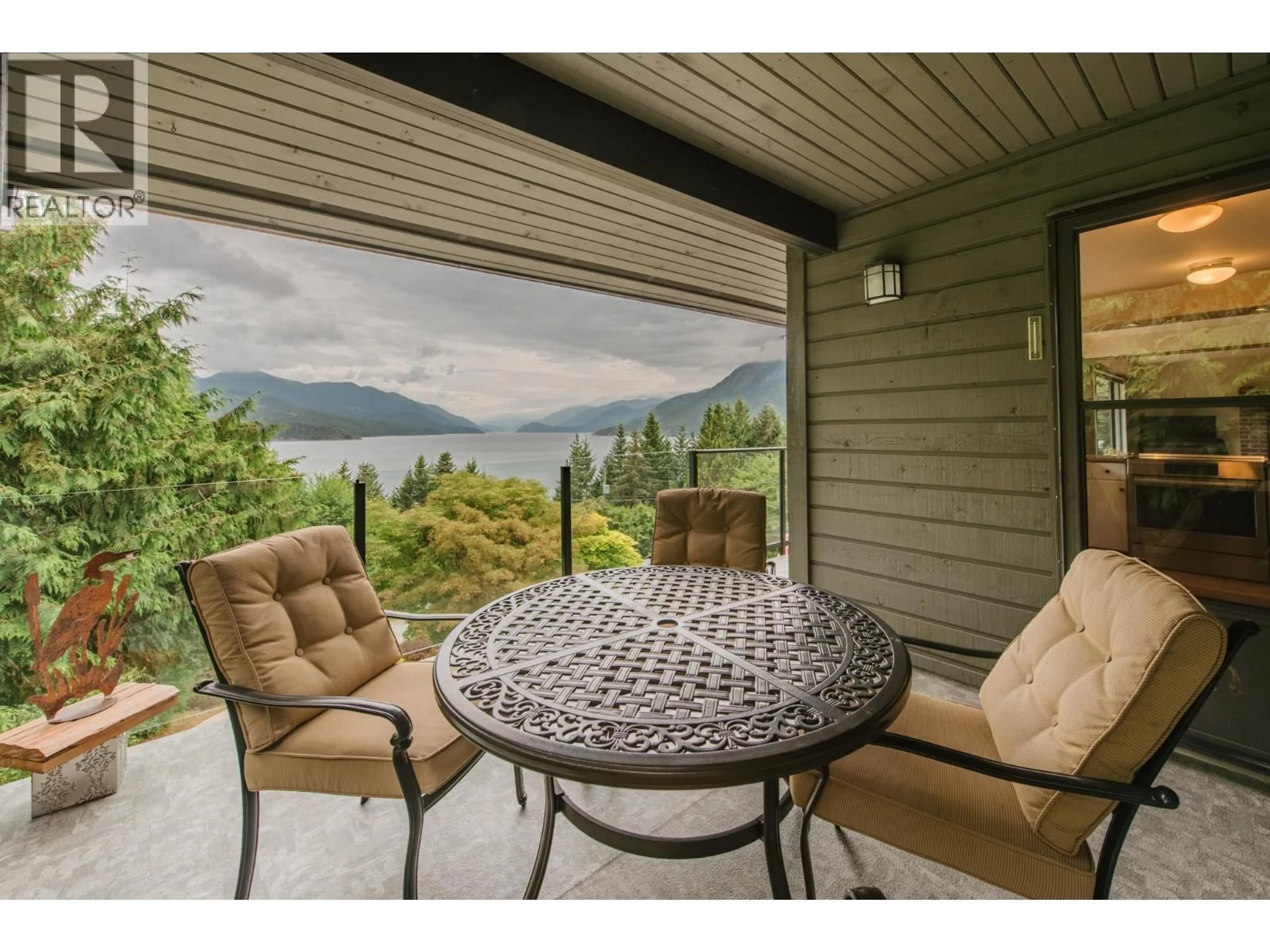 Patio, mountain view for 6950 PORPOISE DRIVE, Sechelt British Columbia V7Z0C8