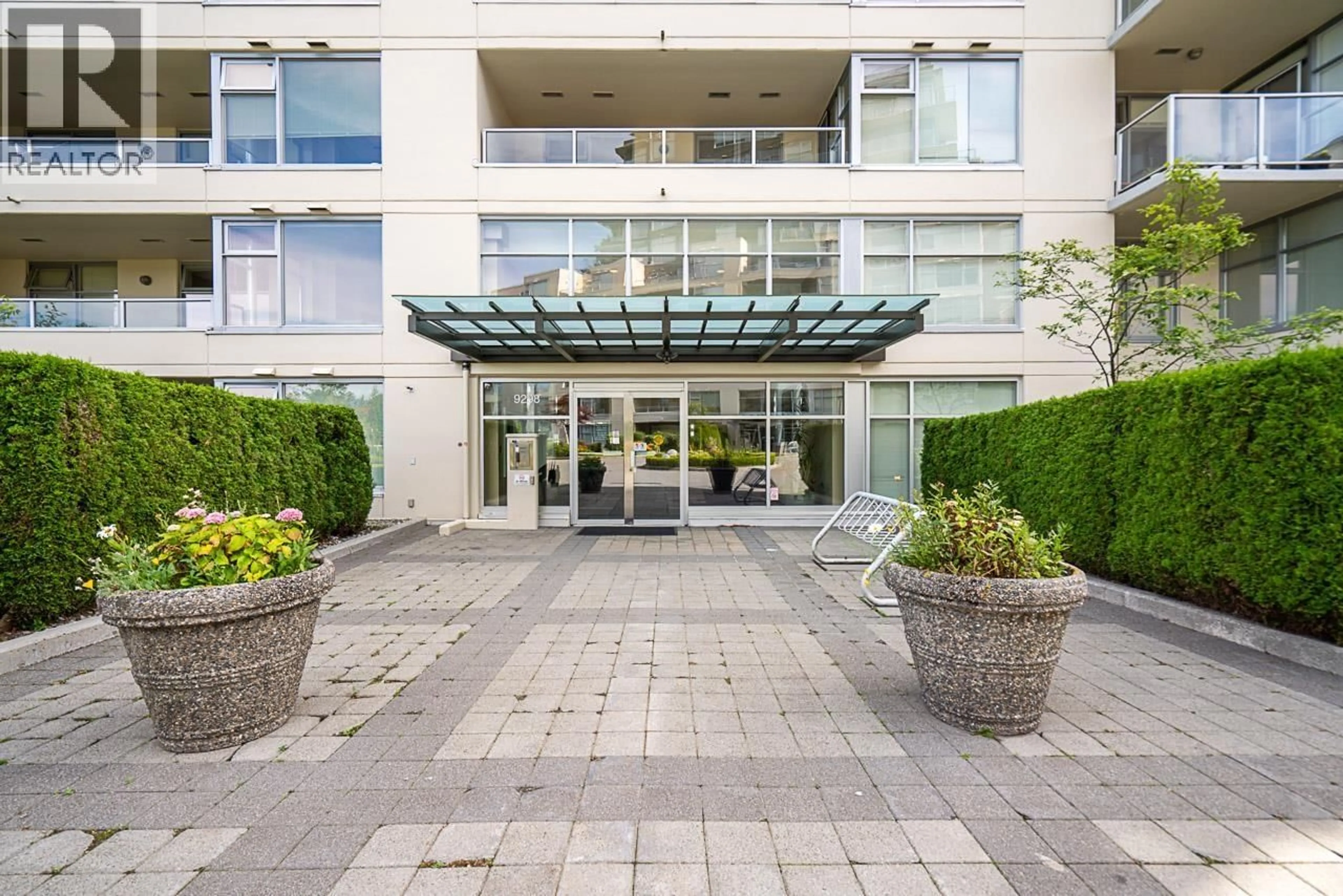 Unknown for 501 - 9298 UNIVERSITY CRESCENT, Burnaby British Columbia V5A4X8