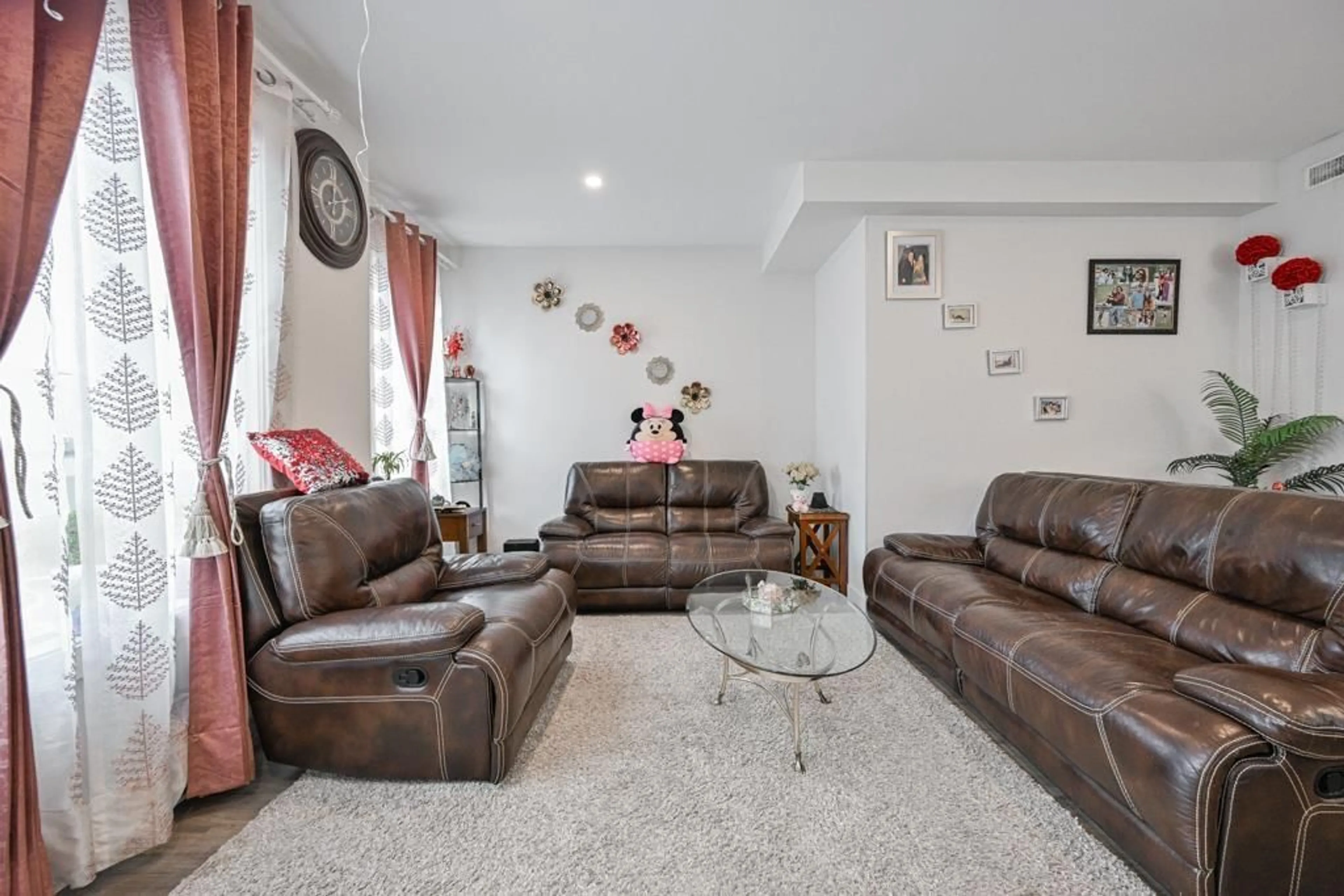 Living room with furniture, unknown for 23 - 27640 LANTERN AVENUE, Abbotsford British Columbia V4X0C3