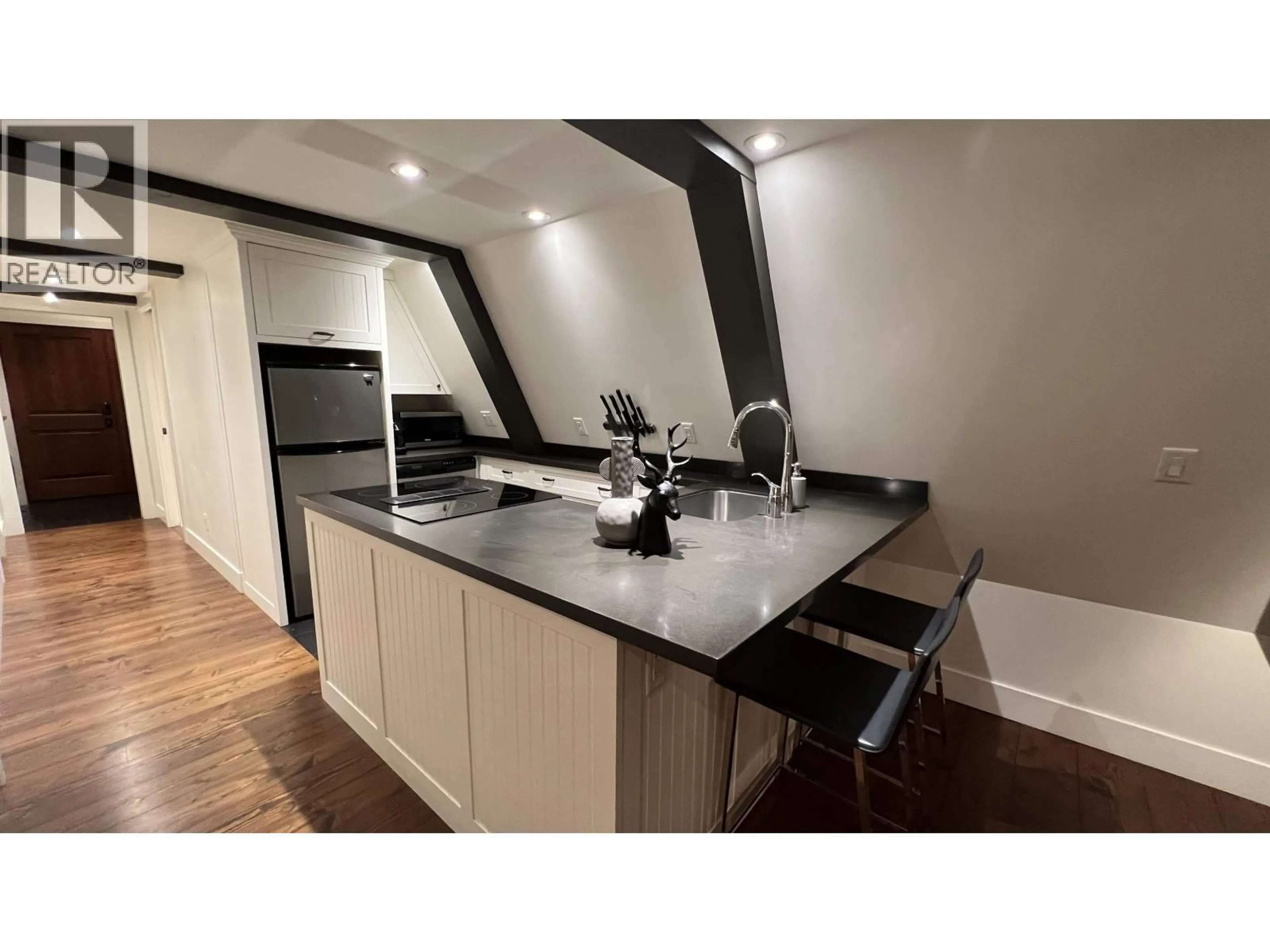 Unknown for 7102 NESTERS ROAD, Whistler British Columbia V8E0E2