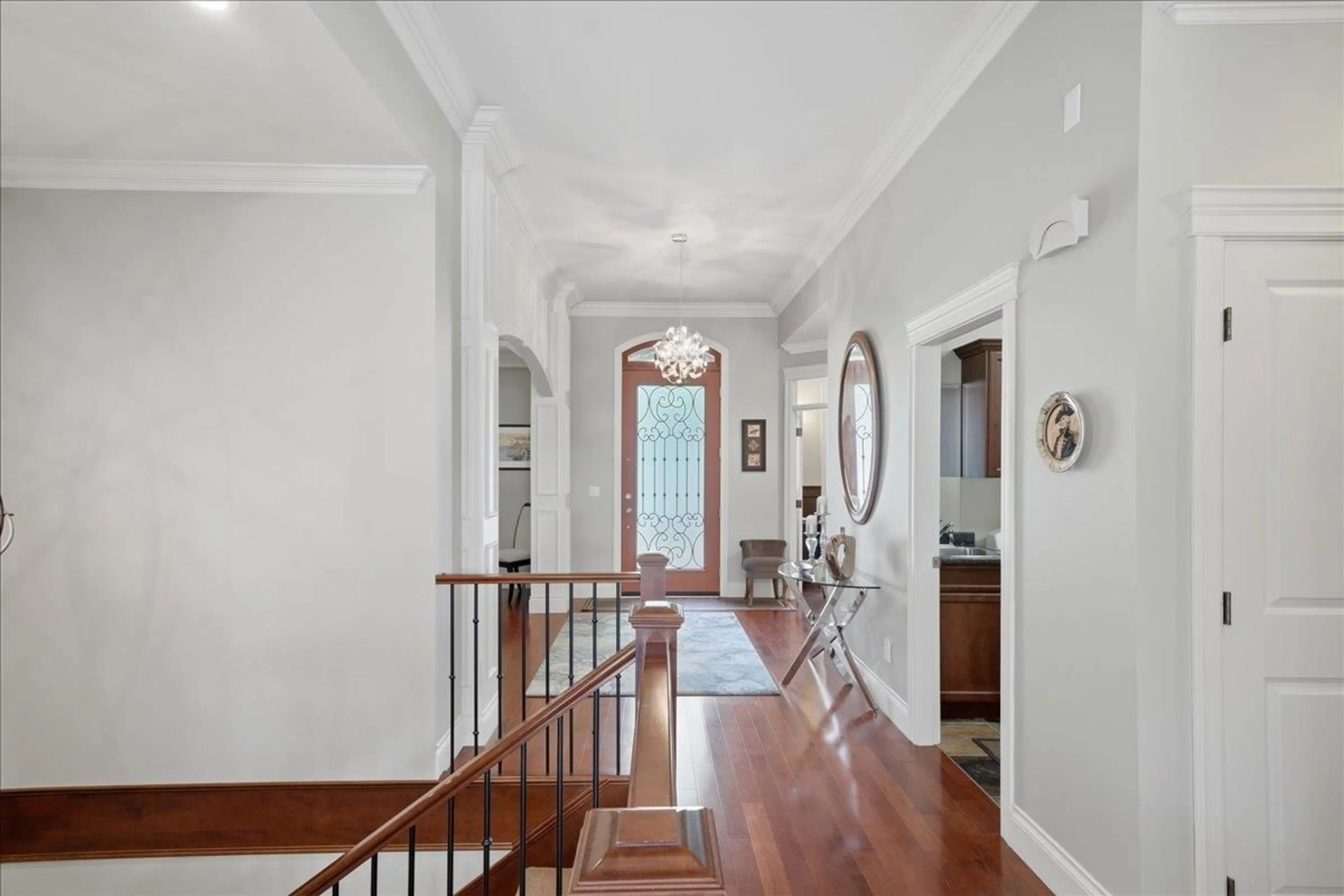 Indoor foyer for 35392 JADE DRIVE, Abbotsford British Columbia V3G3B6