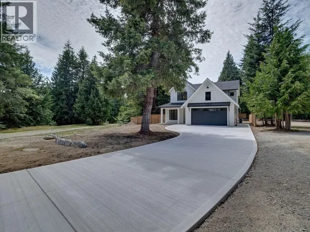 385 SOLAZ PLACE, Gibsons 2
