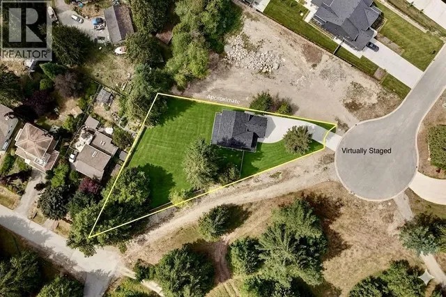 385 SOLAZ PLACE, Gibsons 4