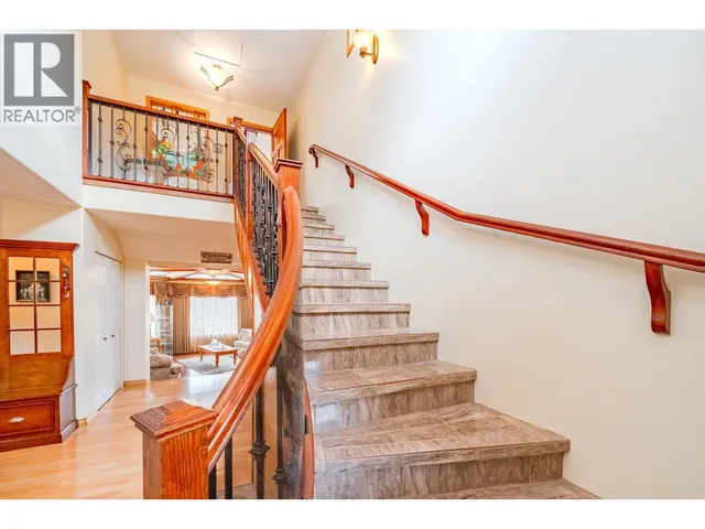 4882 GLOINNZUN CRESCENT, 108 Mile Ranch 3